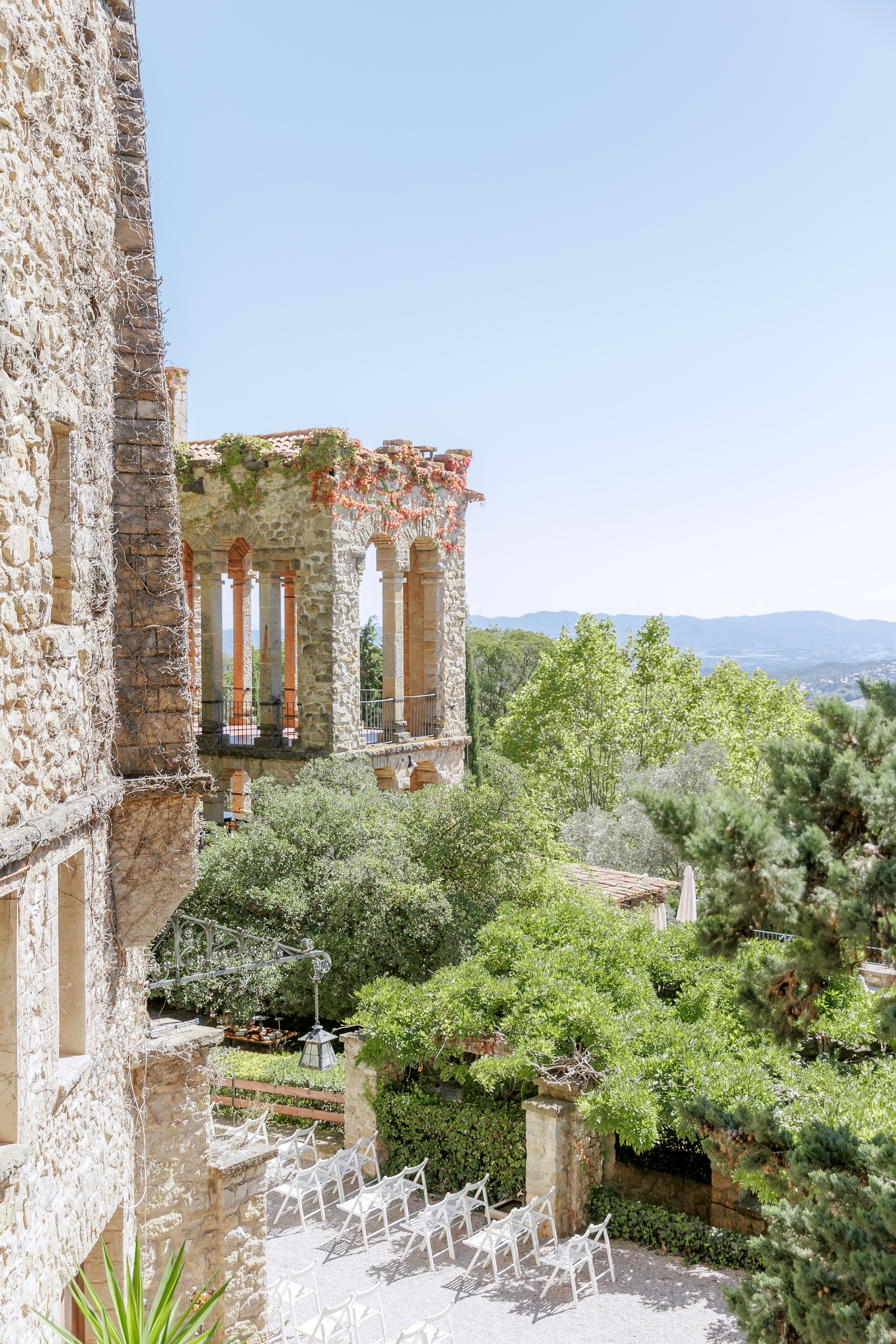 Traditional wedding venue in Barcelona, showcasing the city's iconic architecture.