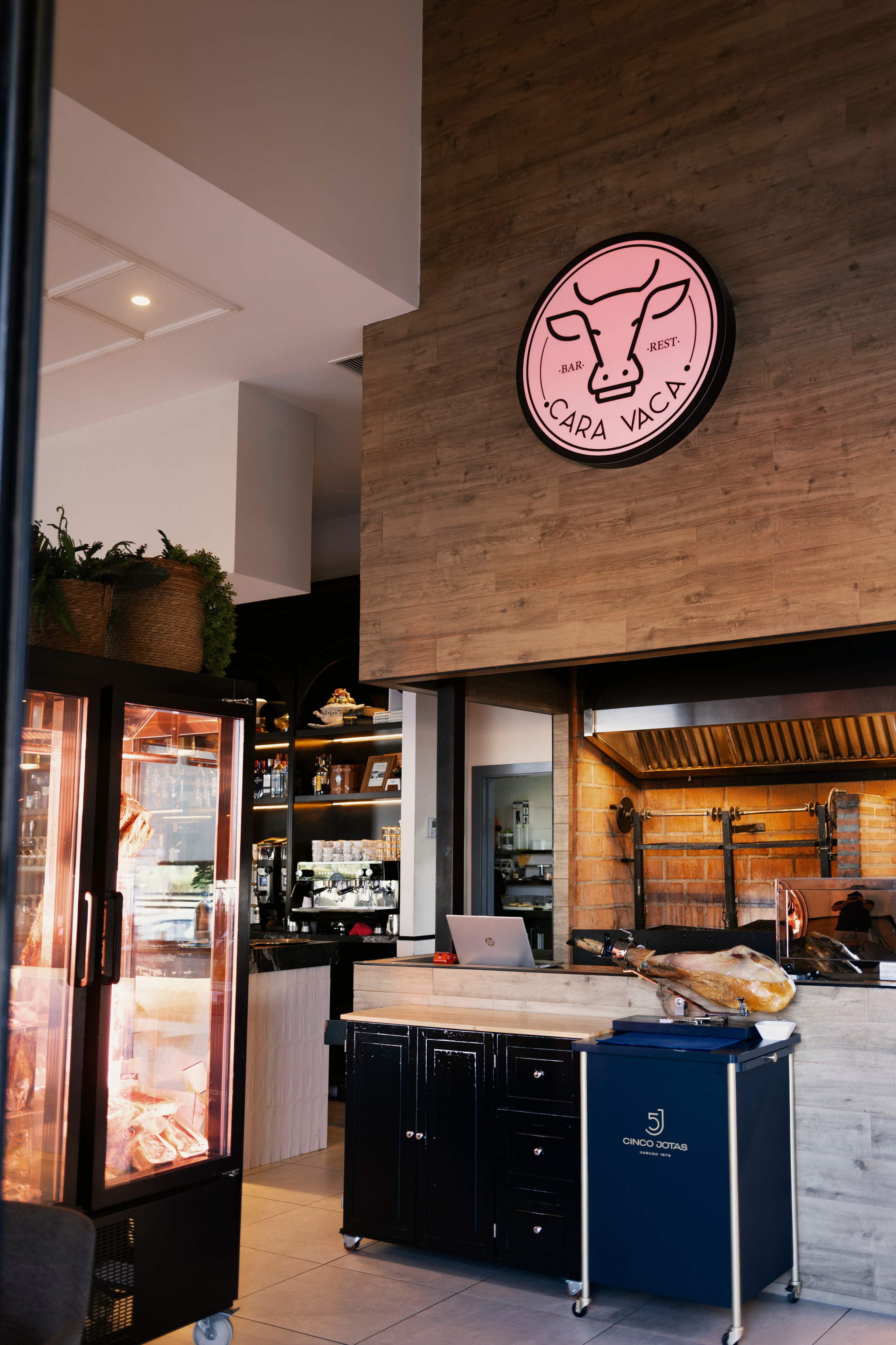 Caravaca en foco: un asador con carácter. Bolery Fotografía