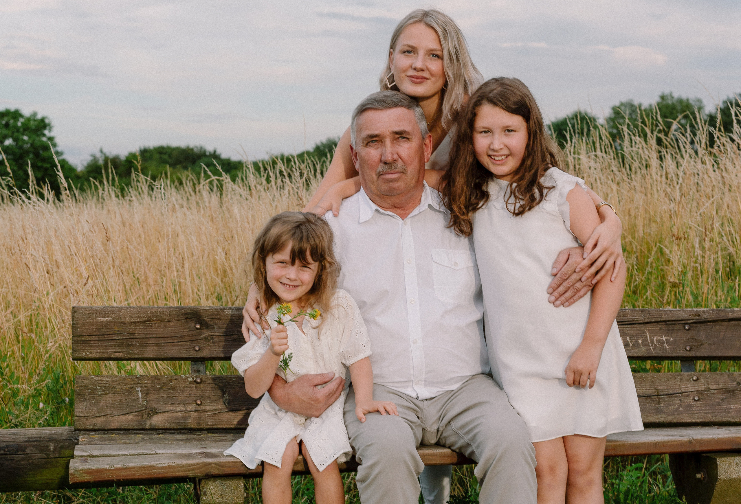 FAMILIENSHOOTING 3 GENERATIONEN MITEINANDER. Familien & Hochzeitfotografin Nadja Holzmann