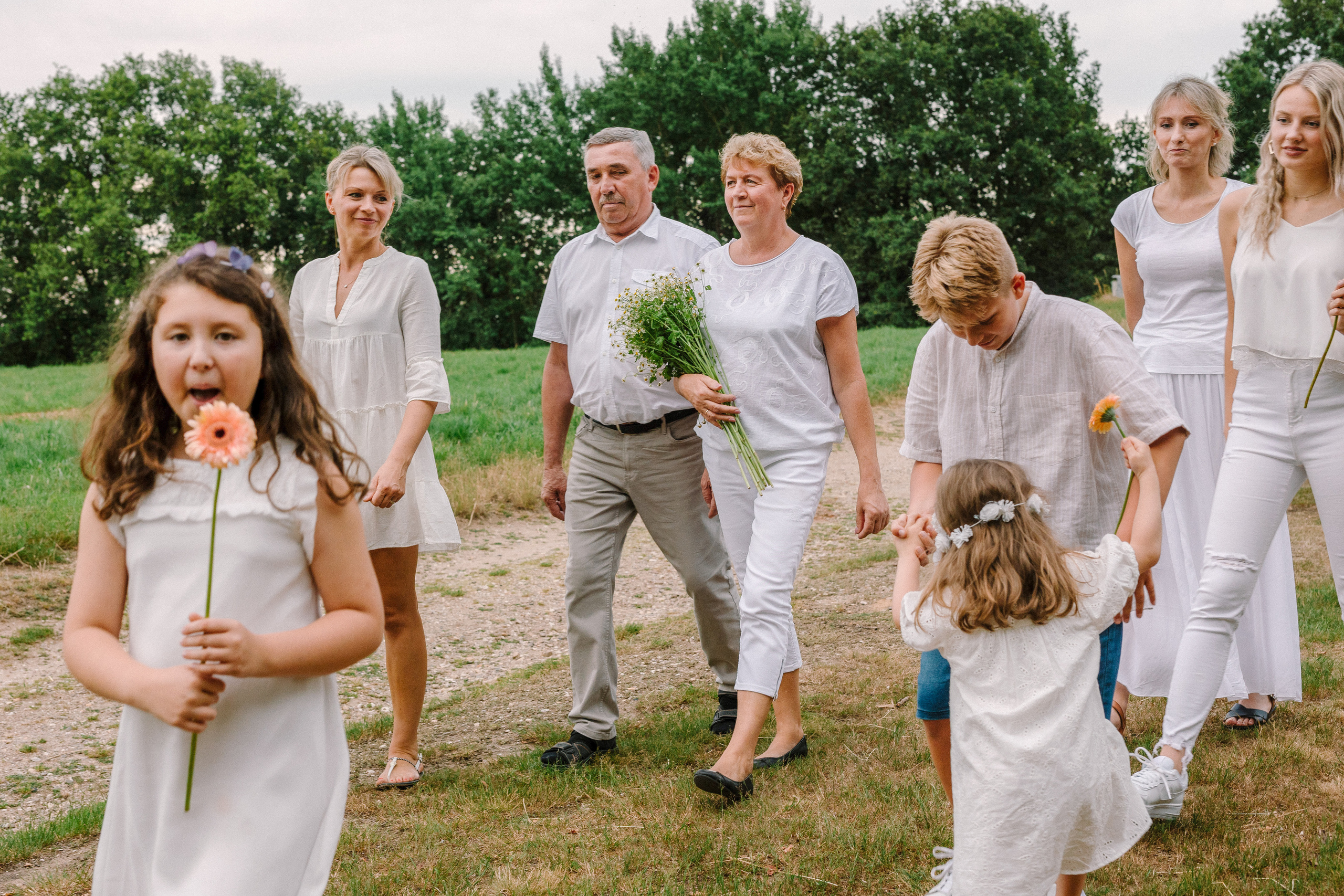 FAMILIENSHOOTING 3 GENERATIONEN MITEINANDER. Familien & Hochzeitfotografin Nadja Holzmann