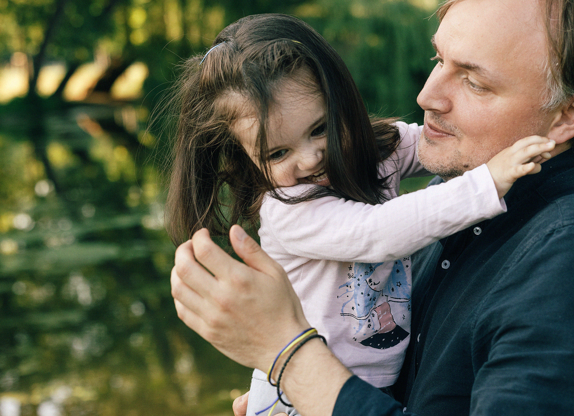 Семья в летнем парке. Прага. Семейный и свадебный фотограф в Праге Наталья Федори