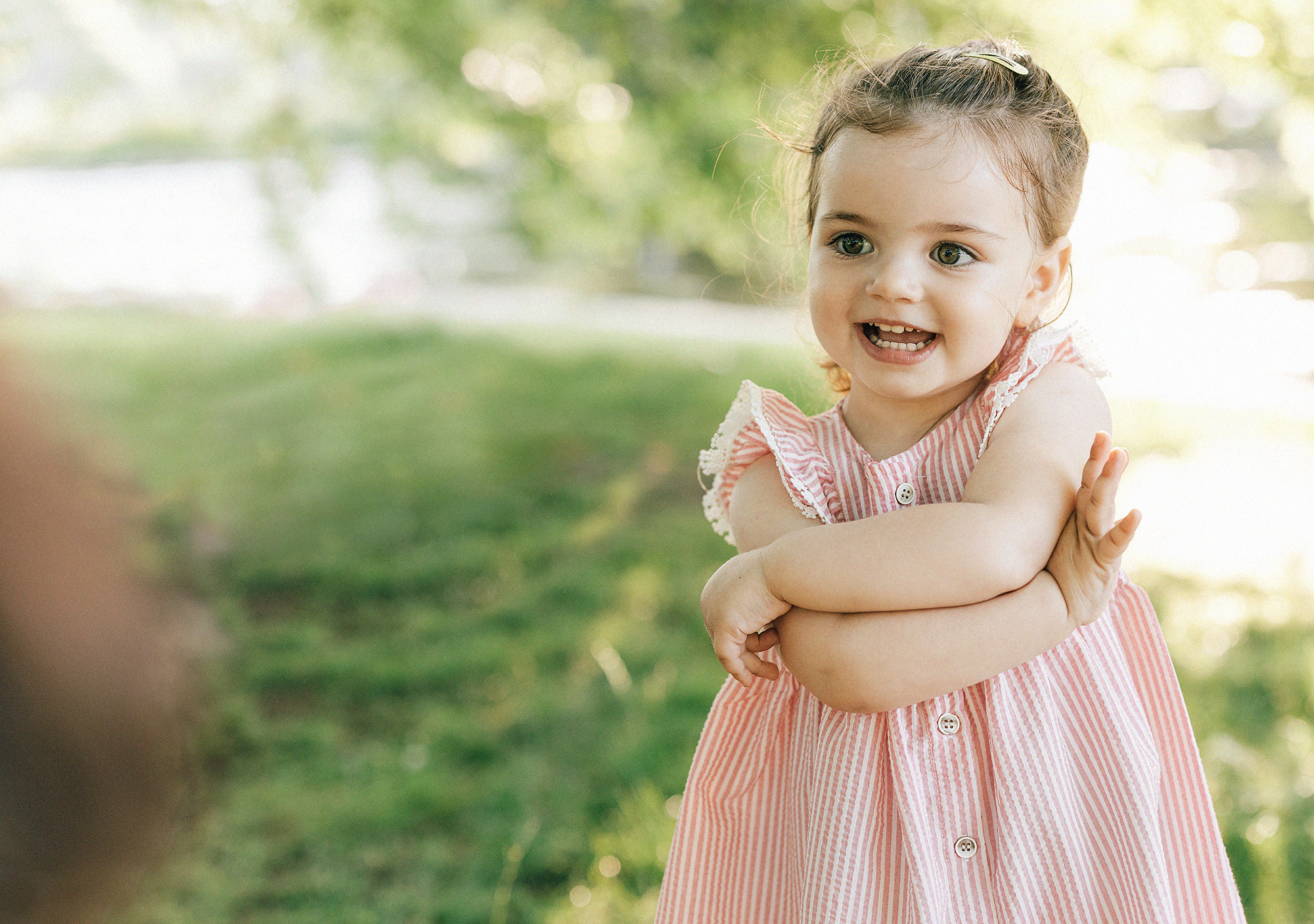Семья в летнем парке. Прага. Семейный и свадебный фотограф в Праге Наталья Федори