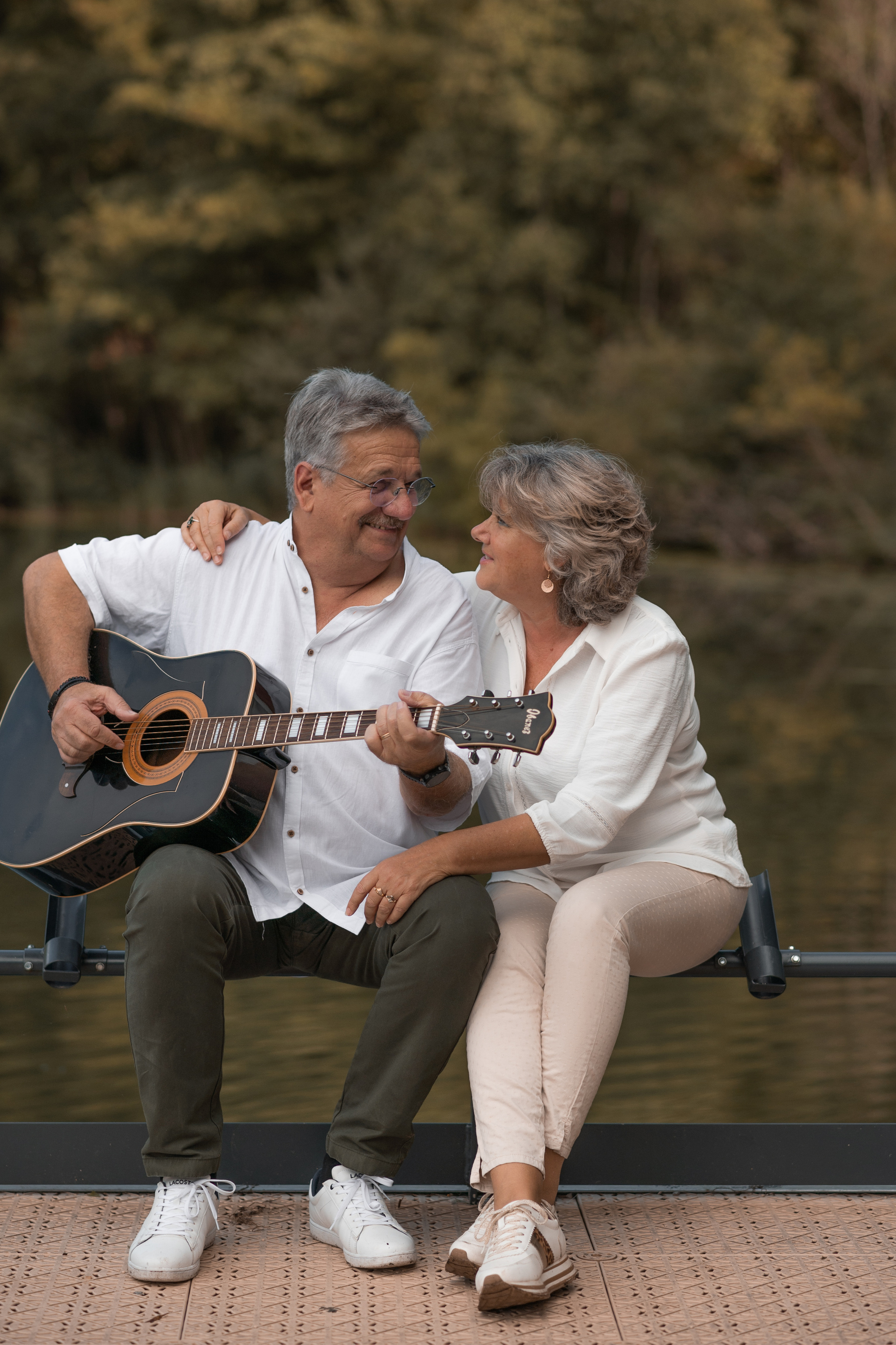 Entre grands-parents et petits-enfants. Ekaterina Brevet - photographe de mariage
