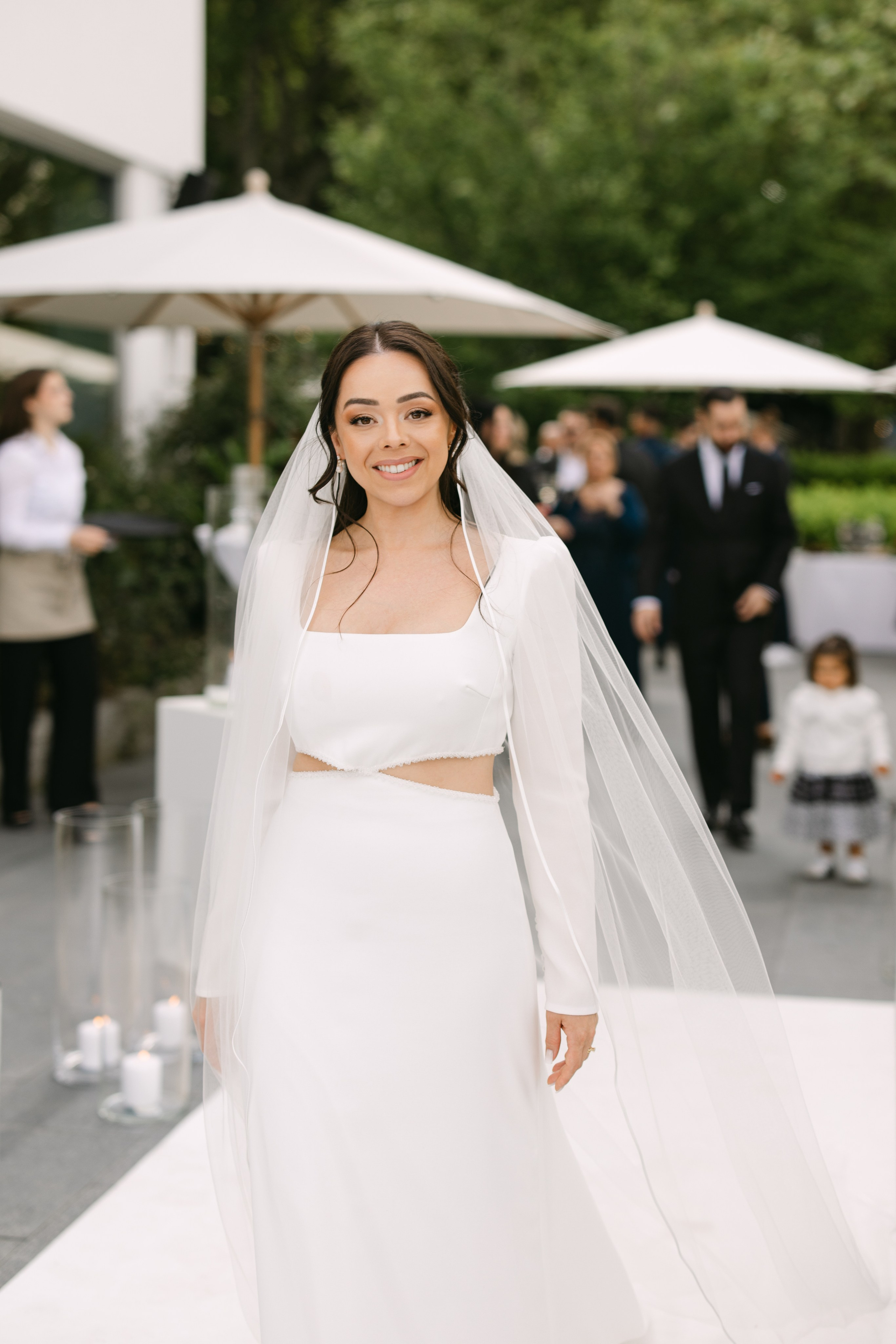 Unforgettable Wedding at Lake Zurich: Landgasthof Halbinsel Au. Wedding and Family Photographer Switzerland and Italy. Valeria Diaz