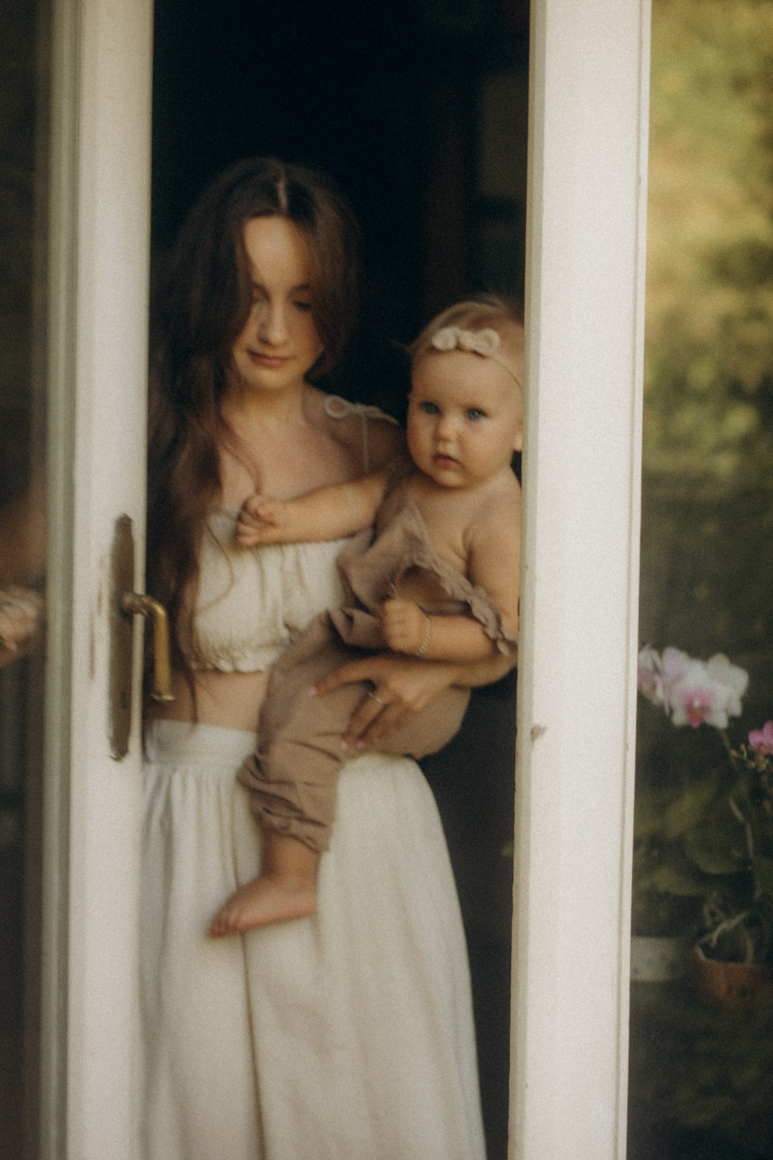 Maman et fille: la tendresse intemporelle. Семейный фотограф во Франции (Мец, Люксембург)