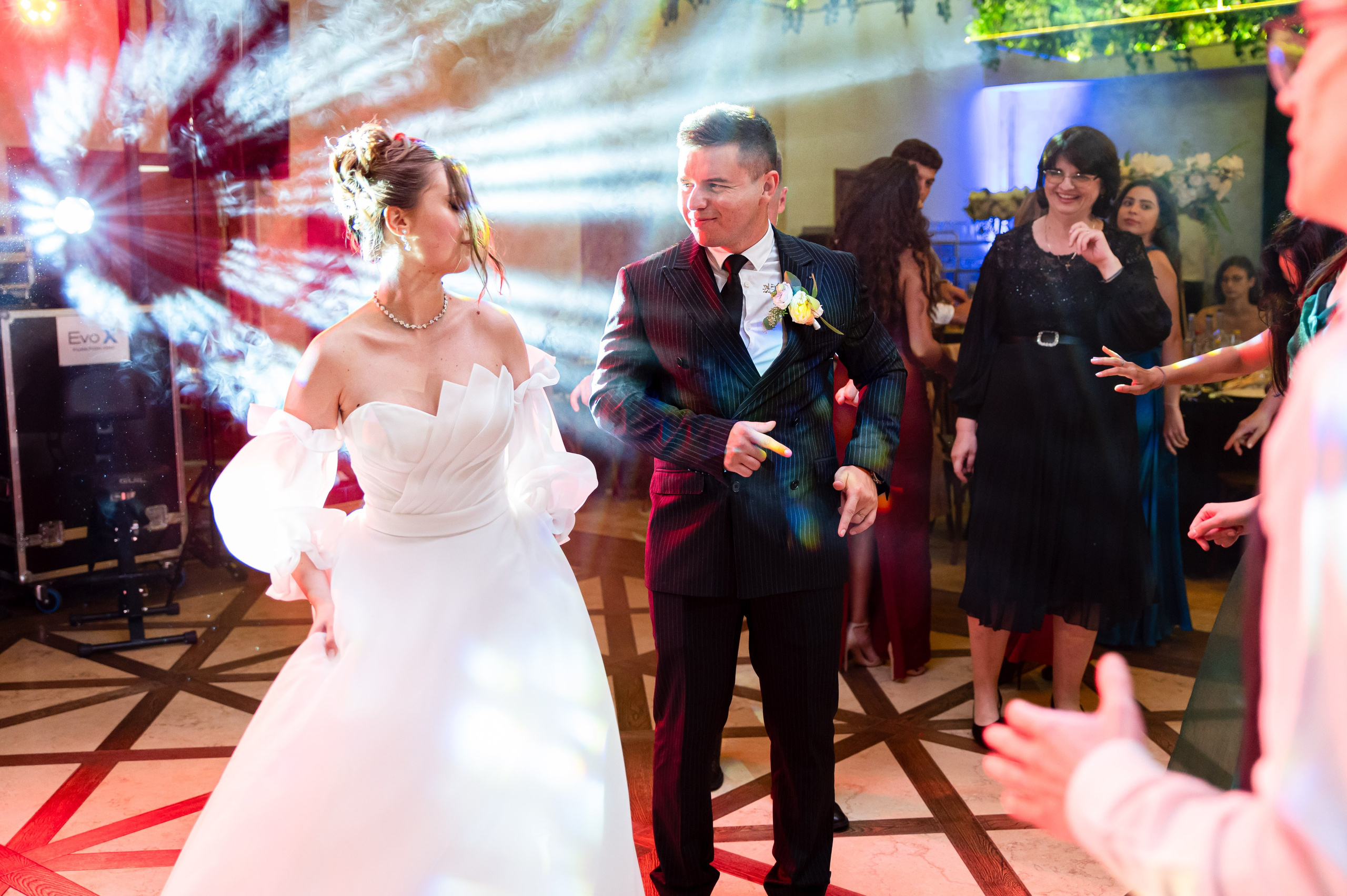 InstaStudio – Fotograf & Videograf Nuntă Suceava|Evenimente România