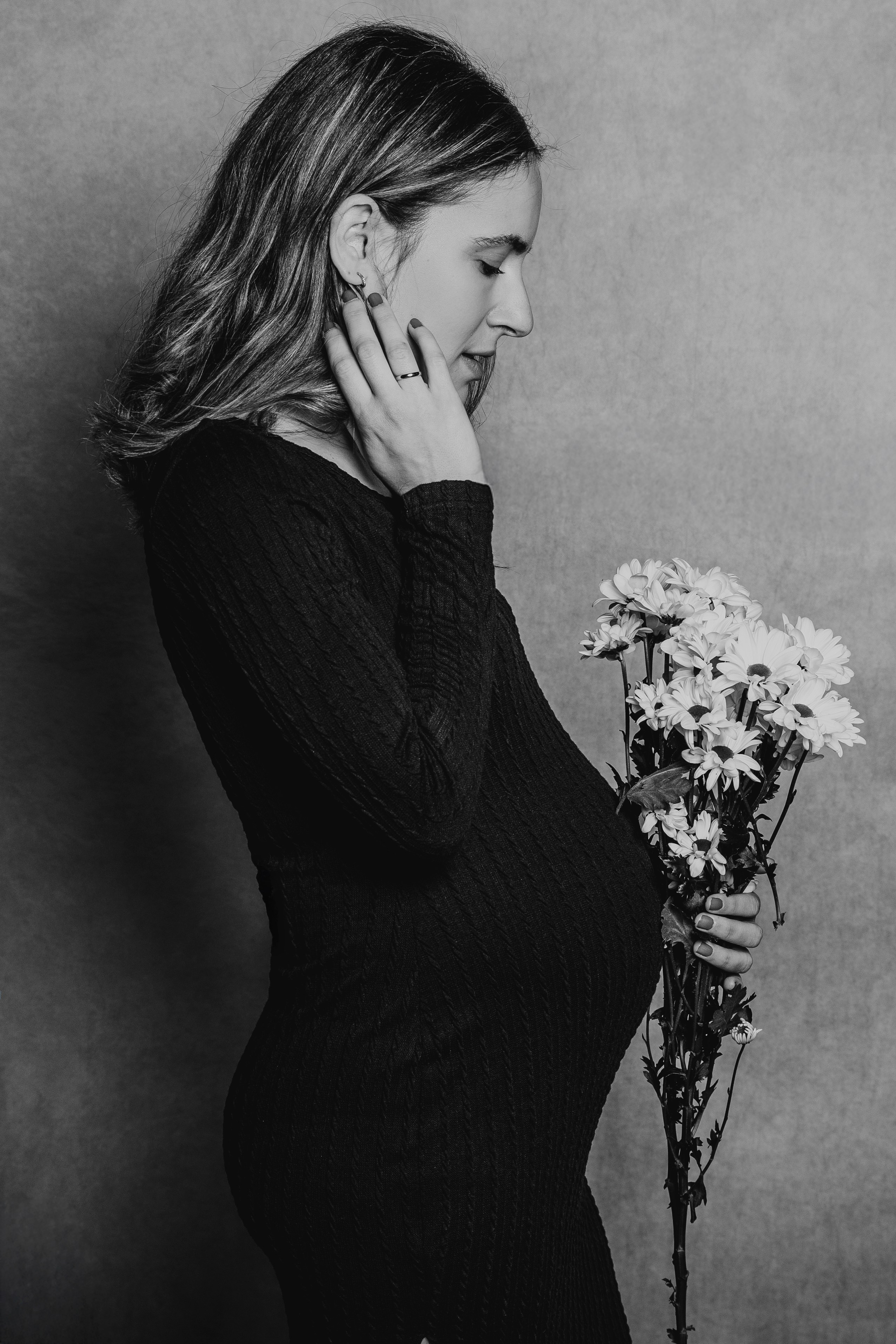 «Los recuerdos más valiosos merecen ser capturados con amor y calidad. En Rainbox Estudio en Torrejón de Ardoz inmortalizamos los momentos más especiales de tu vida con una experiencia cálida, profesional y cercana.»