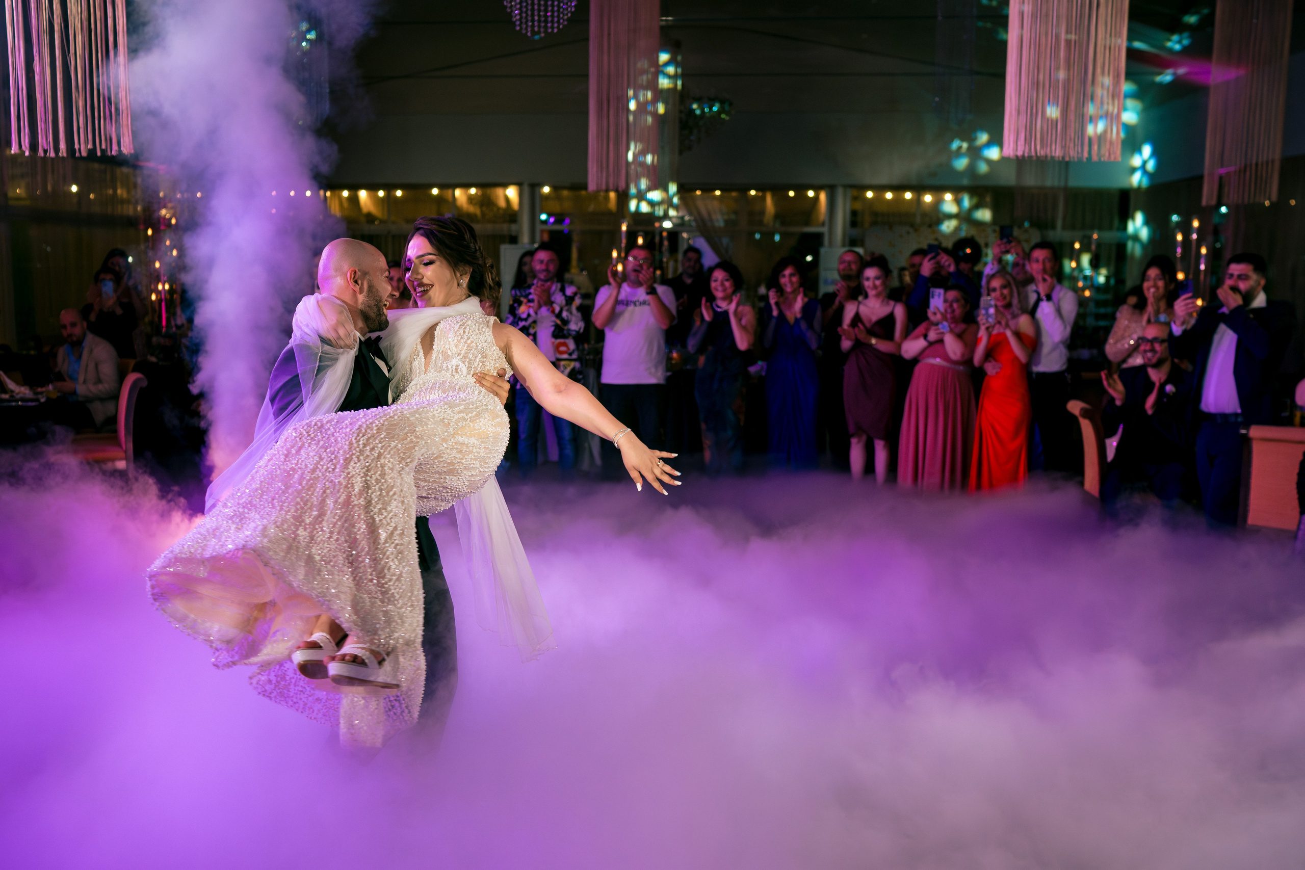 Crina & Cătălin. Acasă