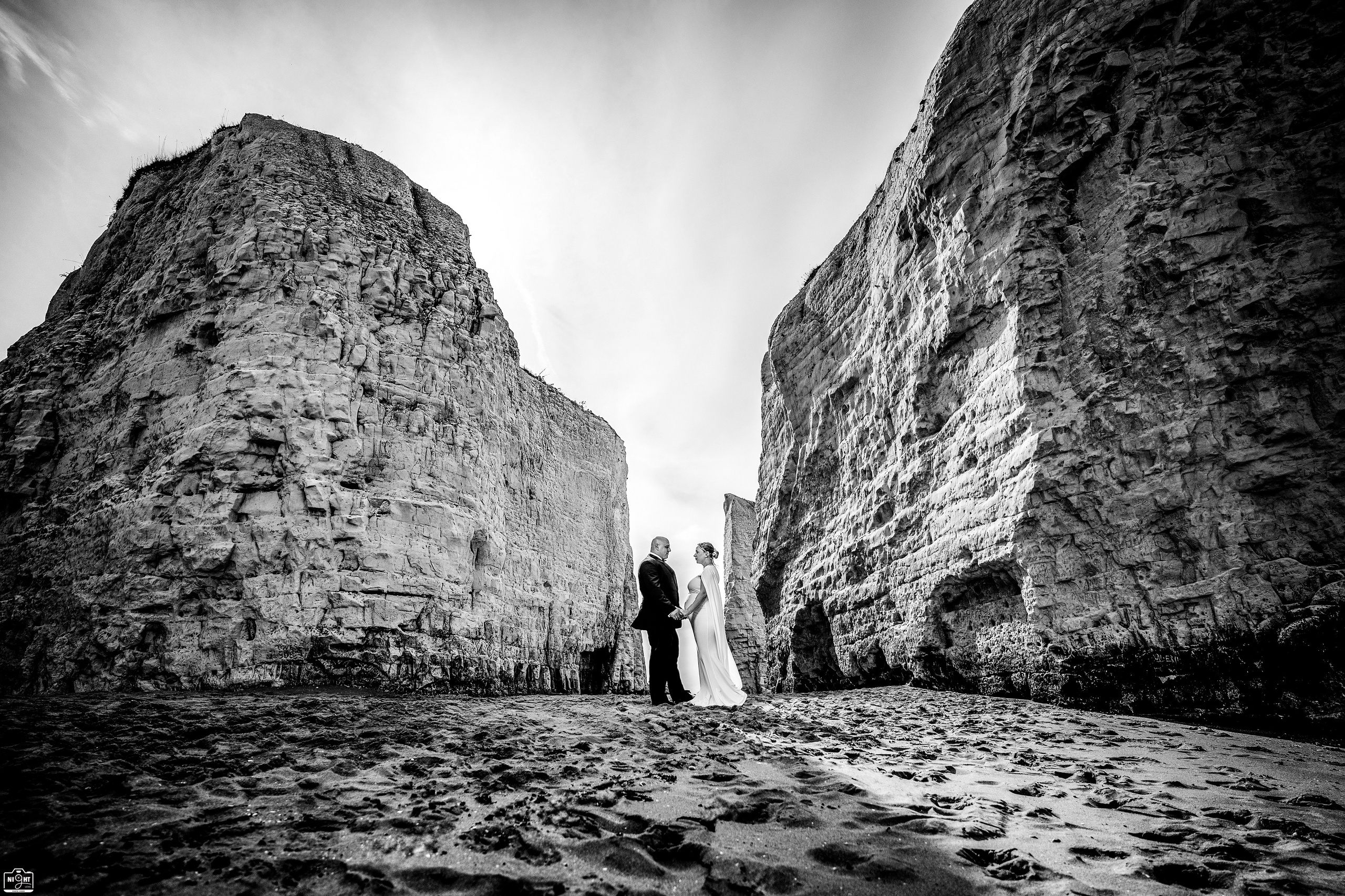 FOTO VIDEO EVENIMENTE IN LONDRA, UK - NIGHT LENS - Nunta, Botez, Aniversare