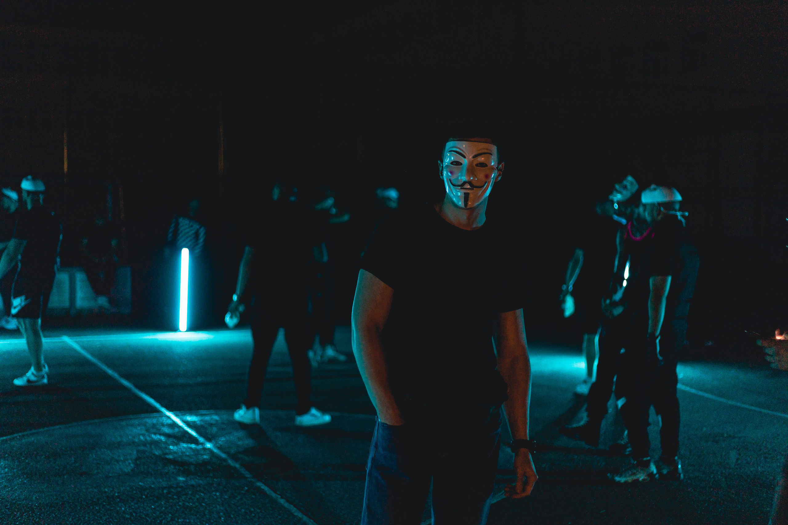 Igor Buzov — Intro