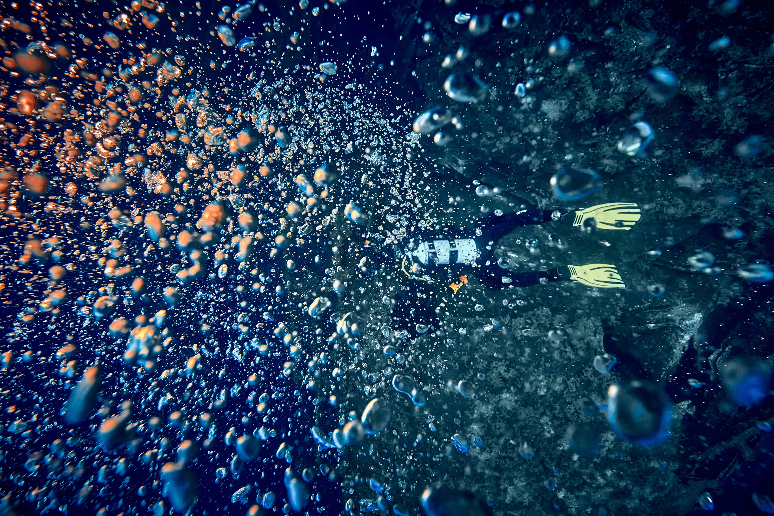 Podwodny fotograf - Andriej Szypilow - underwater photography. Tajemnica - wielka, głęboka i wszechobecna - to jest ta jakość, której przede wszystkim szukam w fotografii podwodnej...