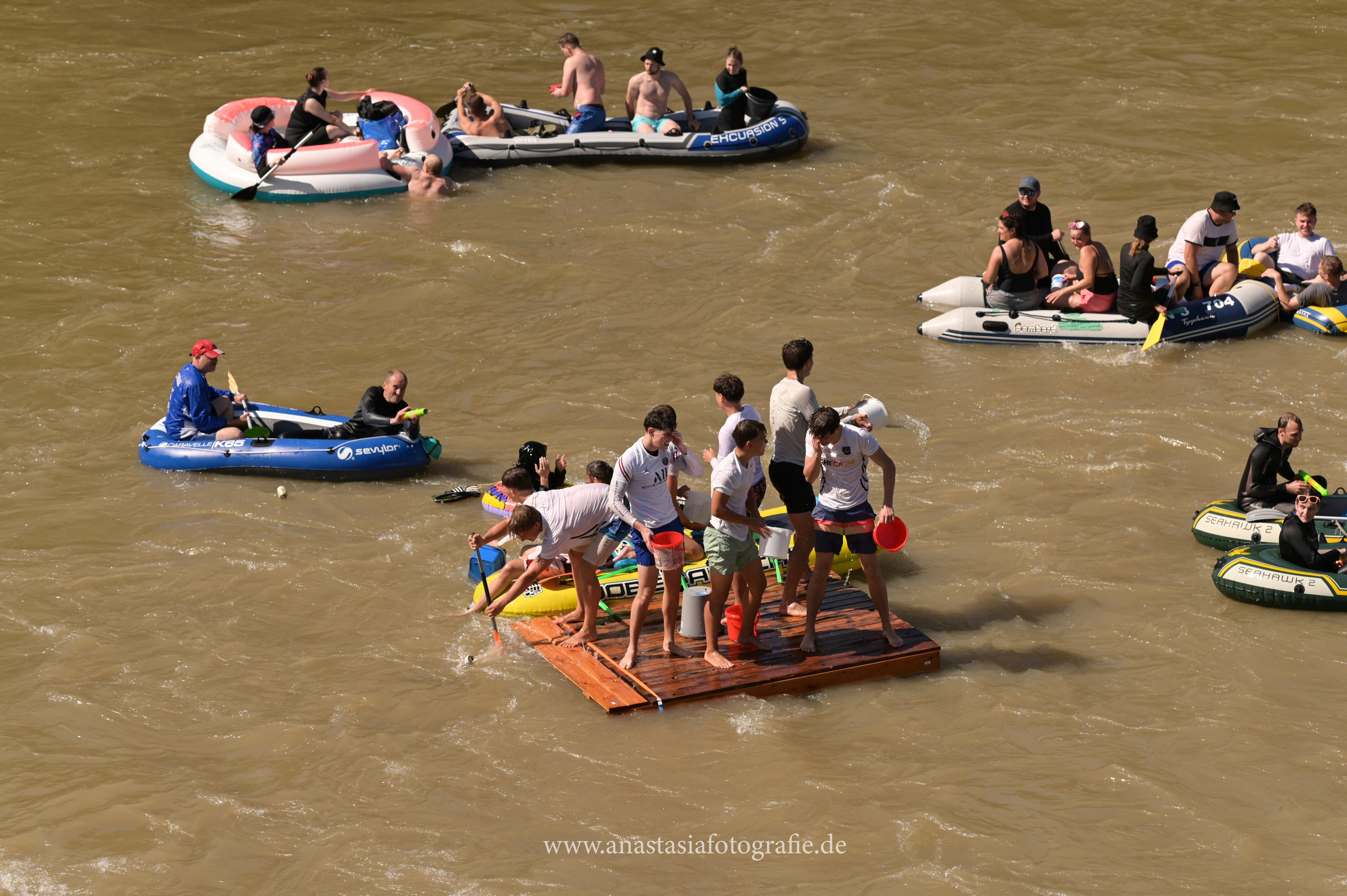 Nabada Ulm 2025. Newbornfotograf Kinderfotograf Ulm Familienfotograf Anastasia Neu-Ulm