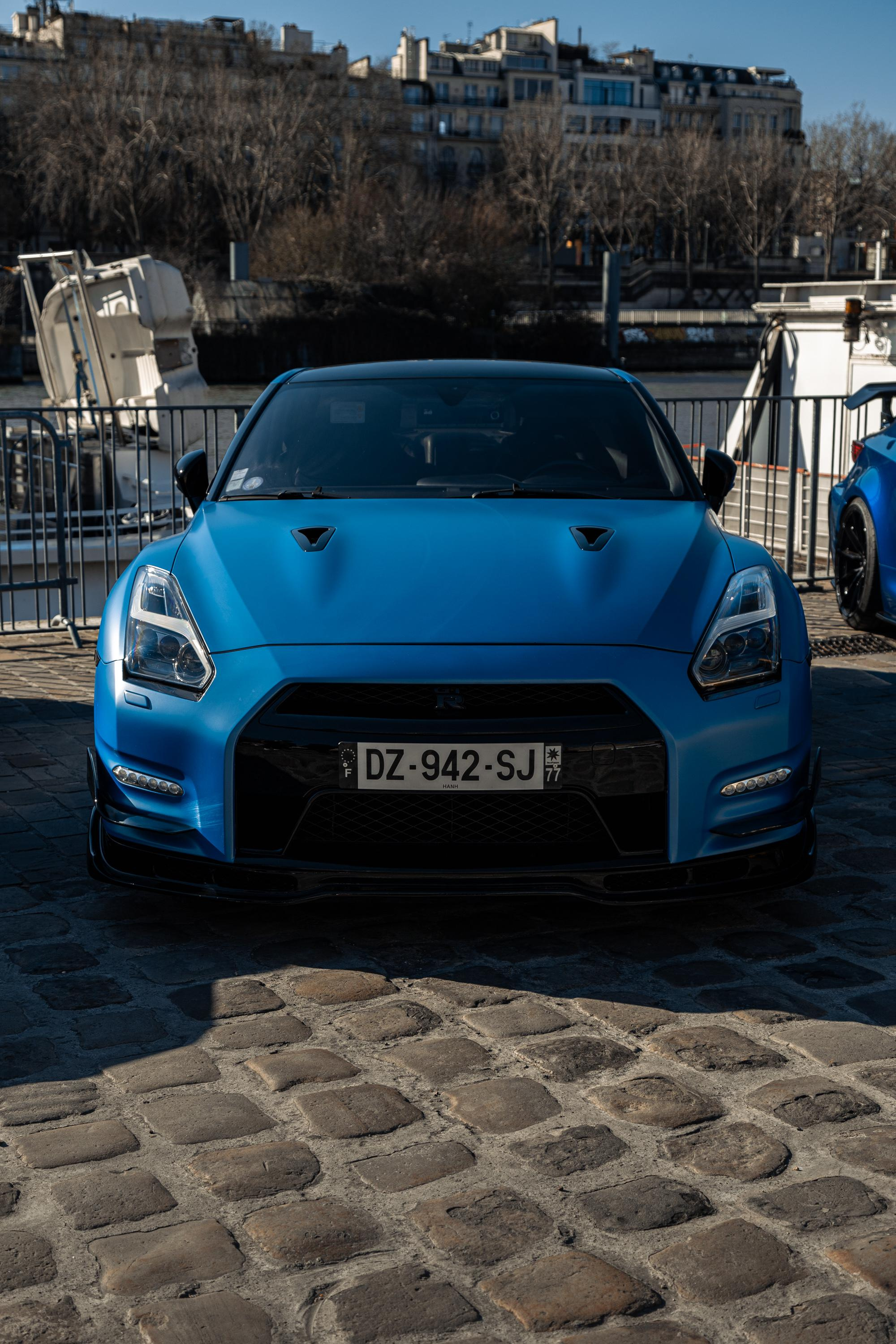 Rassemblements 27 février. Photographe de voitures à Paris — Vitalii Motruk