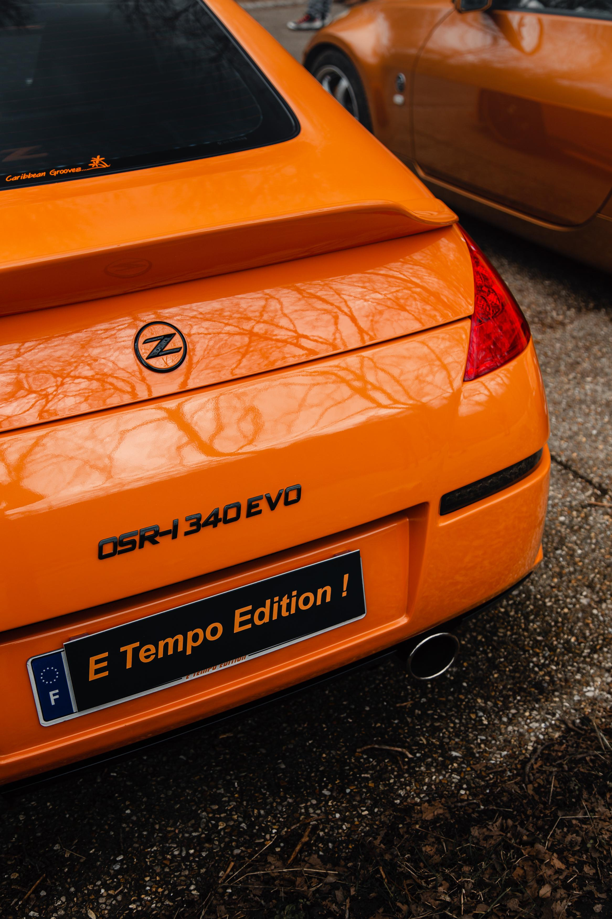 Nissan Meudon. Photographe de voitures à Paris — Vitalii Motruk