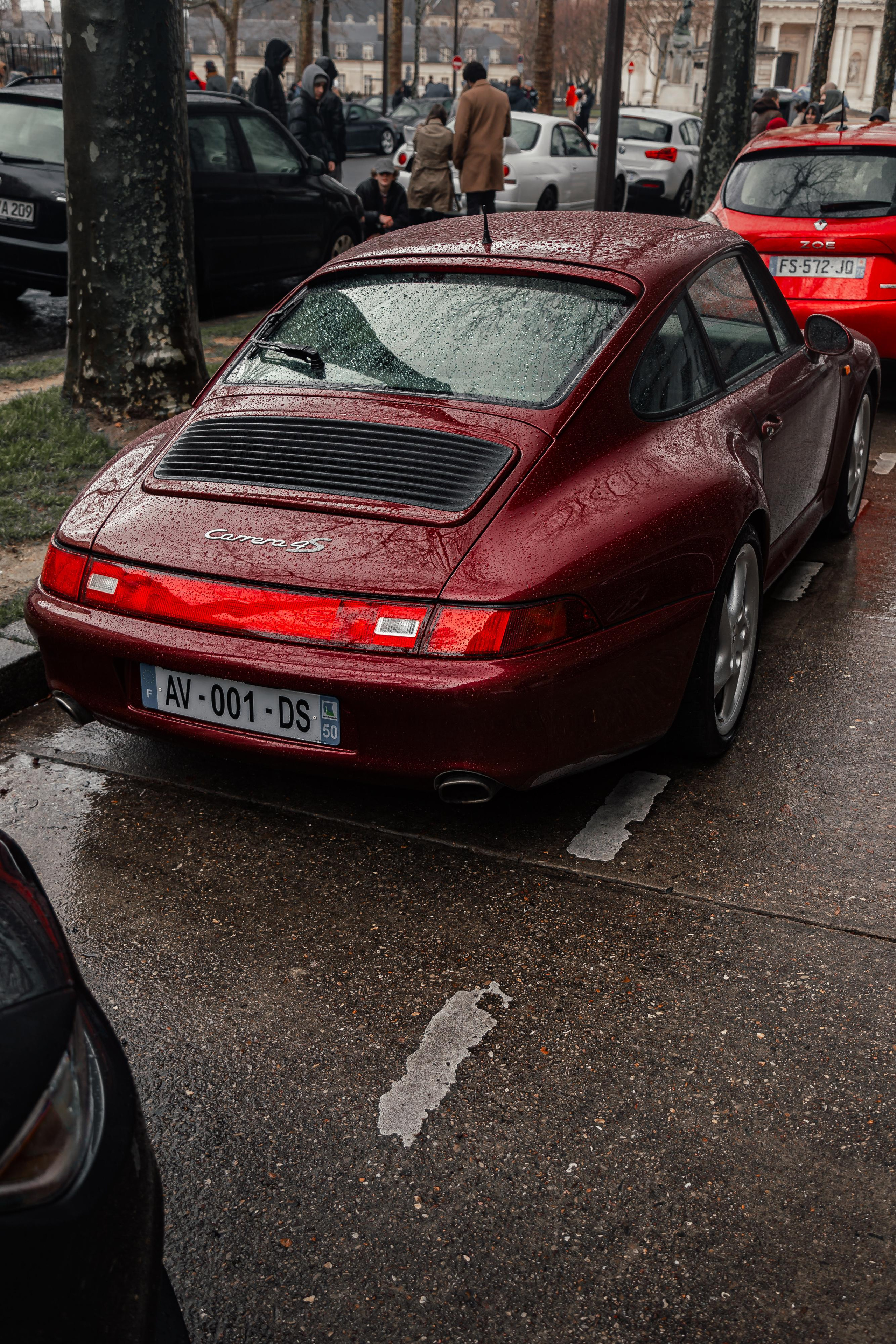 Place Vauban 6 fevrier. Photographe de voitures à Paris — Vitalii Motruk