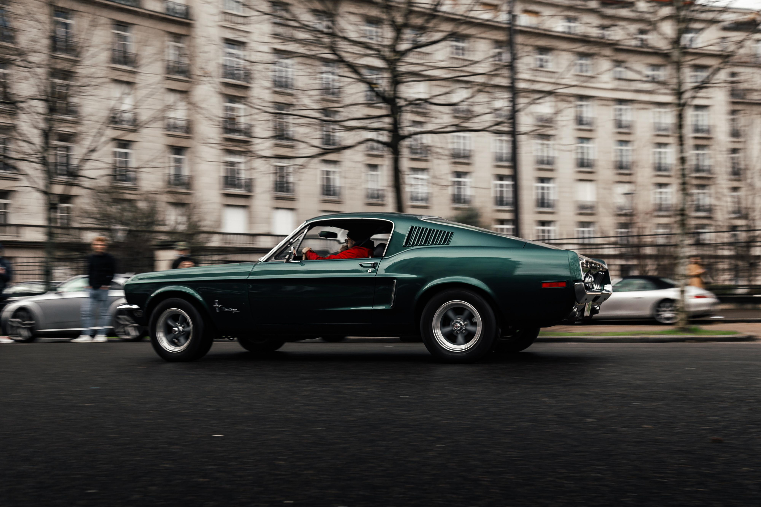 Place Vauban 6 fevrier. Photographe de voitures à Paris — Vitalii Motruk