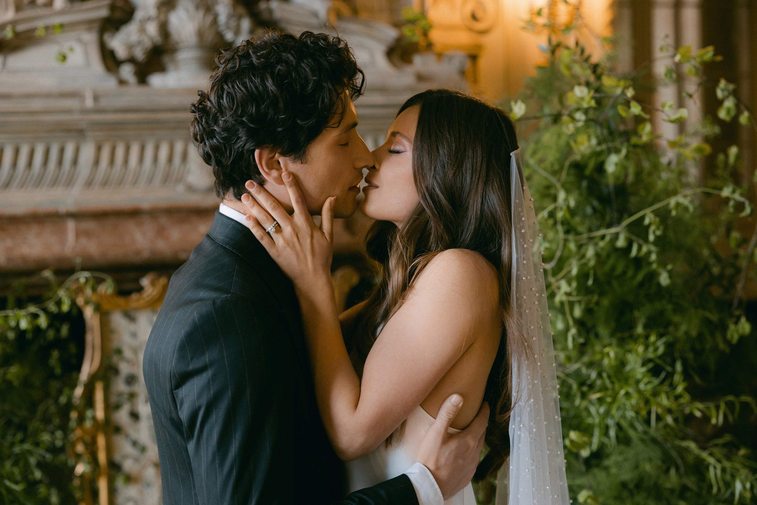 Wedding Photoshoot at St. Charles Hall, Meggen on Lake Lucerne | Stunning Setting at Lake Lucerne. Wedding and Family Photographer Switzerland and Italy. Valeria Diaz