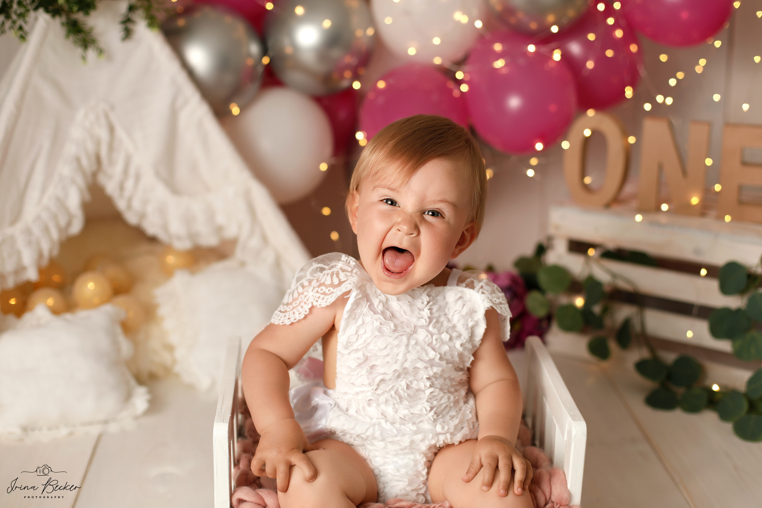 Cake-Smash Ulm, Cake-Smash Stuttgart, Cake-Smash Metzingen, Cake-Smash, Neu-Ulm, Cake-Smash Göppingen, Erste Torte, Erste Geburtstag, Baby Shooting, Babyfotografie Ulm, Geburtstags Torte, 1 jähr shooting, Erste Torte Ulm, Erste Torte Stuttgart, Erste Torte Metzingen, Erste Torte Neu-Ulm, Babyfotografie Neu-Ulm, Babyfotografie Stuttgart, Babyfotografie Reutlingen, Babyfotografie Memmingen, Babyfotografie Günzburg, Babyfotografie Ravensburg, Babyfotografie Bodensee, Babyfotografie Tübingen, Babyfotografie Sigmaringen, Kindergeburstag Ulm, Babyfotograf Ulm, Babyfotograf Ehingen, Babyfotograf Riedlingen, Babyfotograf Laupheim