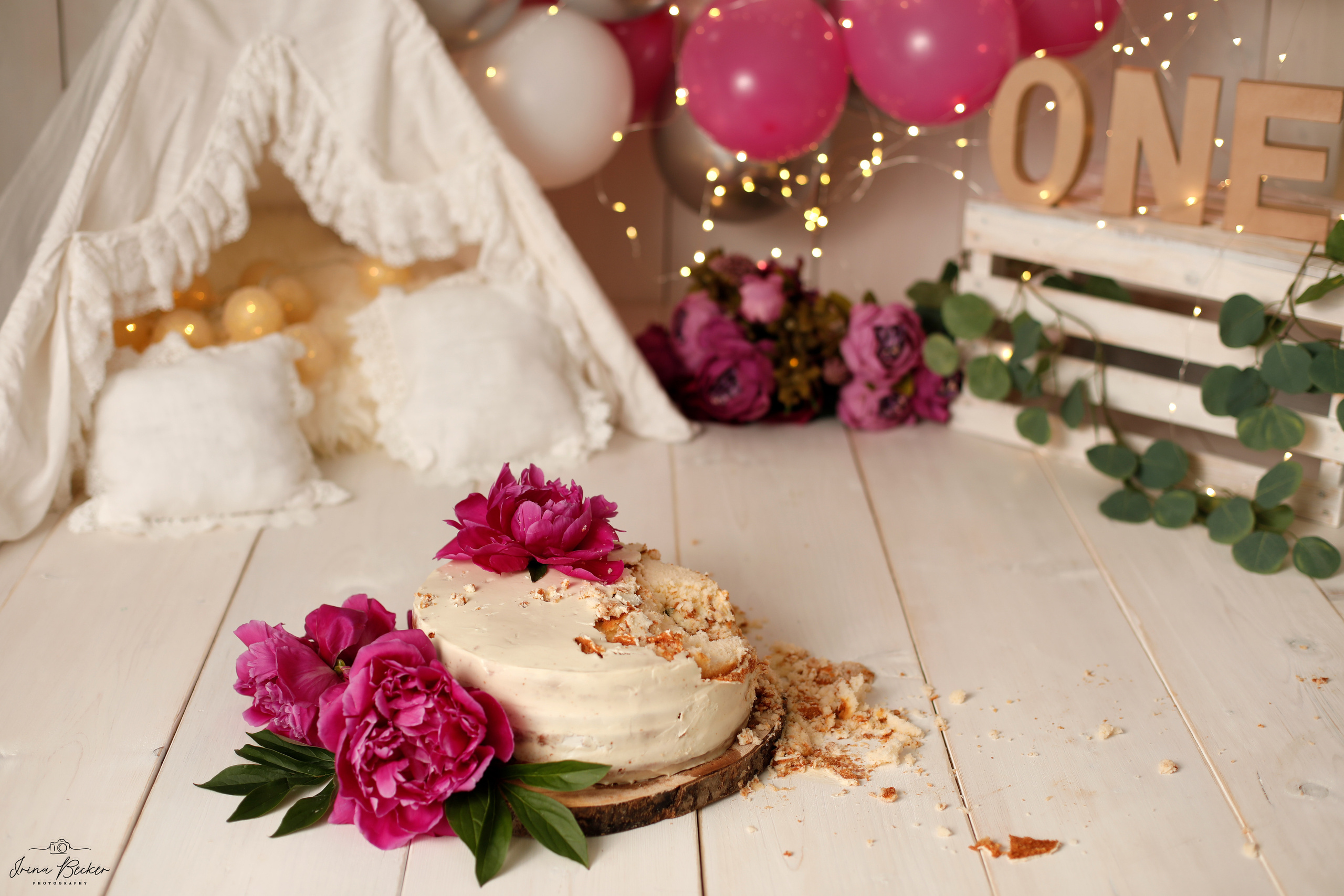 Cake-Smash Ulm, Cake-Smash Stuttgart, Cake-Smash Metzingen, Cake-Smash, Neu-Ulm, Cake-Smash Göppingen, Erste Torte, Erste Geburtstag, Baby Shooting, Babyfotografie Ulm, Geburtstags Torte, 1 jähr shooting, Erste Torte Ulm, Erste Torte Stuttgart, Erste Torte Metzingen, Erste Torte Neu-Ulm, Babyfotografie Neu-Ulm, Babyfotografie Stuttgart, Babyfotografie Reutlingen, Babyfotografie Memmingen, Babyfotografie Günzburg, Babyfotografie Ravensburg, Babyfotografie Bodensee, Babyfotografie Tübingen, Babyfotografie Sigmaringen, Kindergeburstag Ulm, Babyfotograf Ulm, Babyfotograf Ehingen, Babyfotograf Riedlingen, Babyfotograf Laupheim