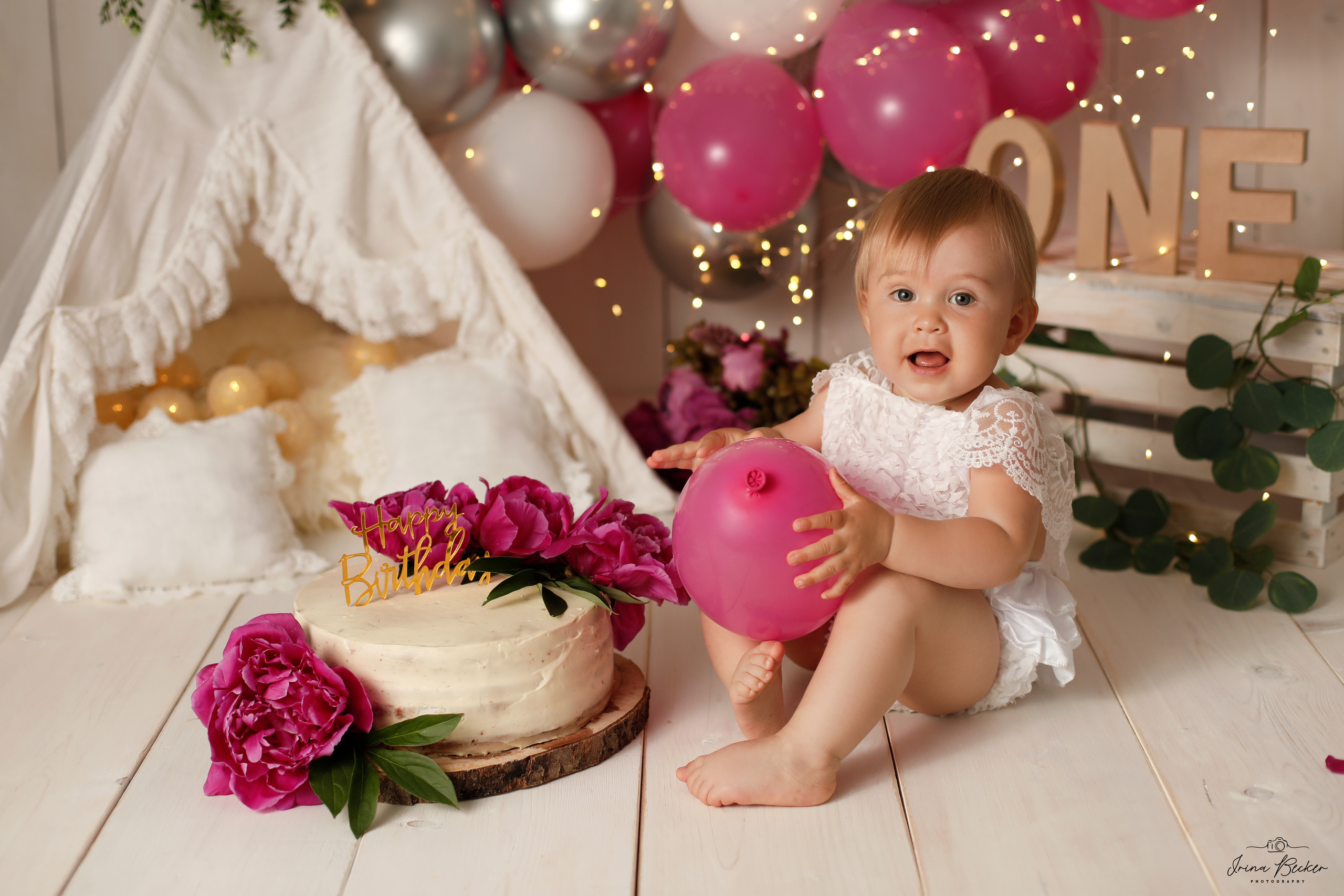 Cake-Smash Ulm, Cake-Smash Stuttgart, Cake-Smash Metzingen, Cake-Smash, Neu-Ulm, Cake-Smash Göppingen, Erste Torte, Erste Geburtstag, Baby Shooting, Babyfotografie Ulm, Geburtstags Torte, 1 jähr shooting, Erste Torte Ulm, Erste Torte Stuttgart, Erste Torte Metzingen, Erste Torte Neu-Ulm, Babyfotografie Neu-Ulm, Babyfotografie Stuttgart, Babyfotografie Reutlingen, Babyfotografie Memmingen, Babyfotografie Günzburg, Babyfotografie Ravensburg, Babyfotografie Bodensee, Babyfotografie Tübingen, Babyfotografie Sigmaringen, Kindergeburstag Ulm, Babyfotograf Ulm, Babyfotograf Ehingen, Babyfotograf Riedlingen, Babyfotograf Laupheim