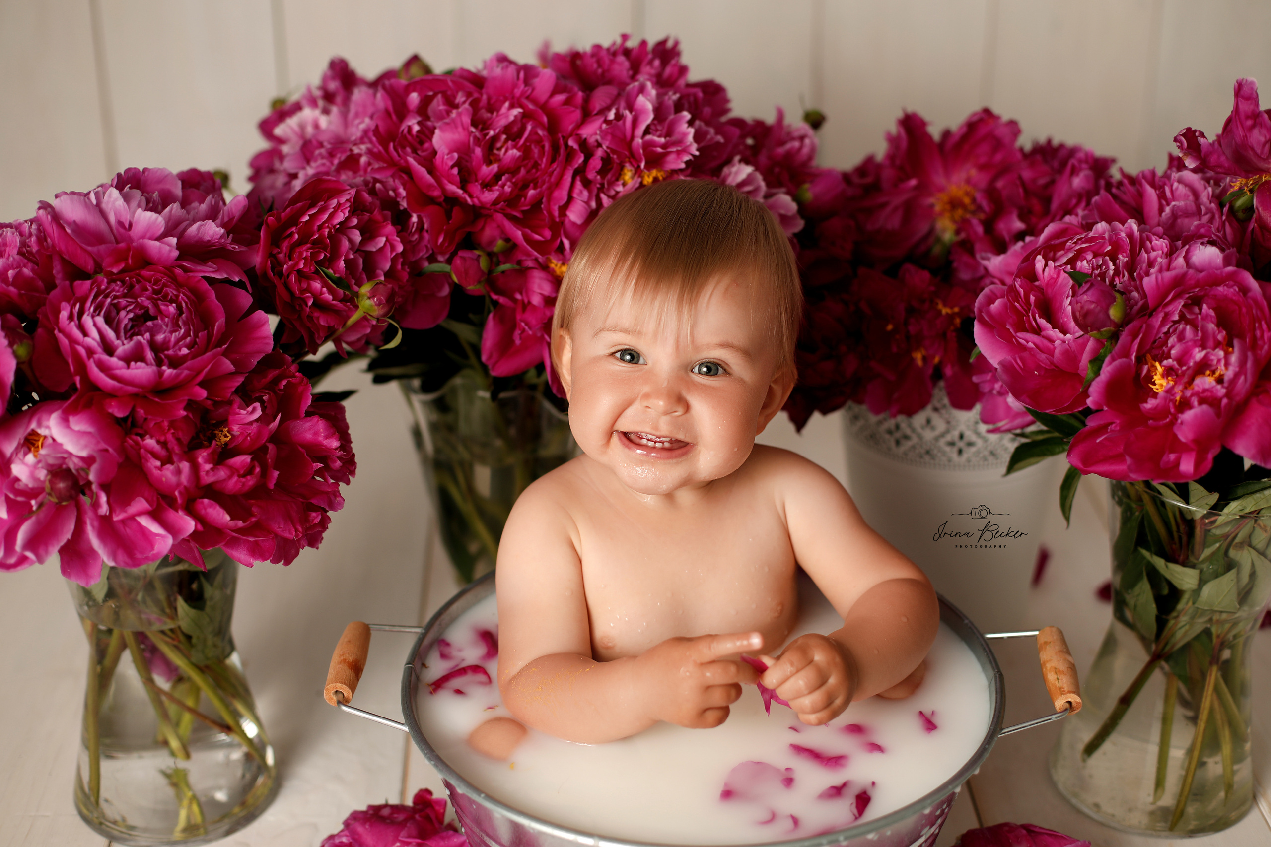 Cake-Smash Ulm, Cake-Smash Stuttgart, Cake-Smash Metzingen, Cake-Smash, Neu-Ulm, Cake-Smash Göppingen, Erste Torte, Erste Geburtstag, Baby Shooting, Babyfotografie Ulm, Geburtstags Torte, 1 jähr shooting, Erste Torte Ulm, Erste Torte Stuttgart, Erste Torte Metzingen, Erste Torte Neu-Ulm, Babyfotografie Neu-Ulm, Babyfotografie Stuttgart, Babyfotografie Reutlingen, Babyfotografie Memmingen, Babyfotografie Günzburg, Babyfotografie Ravensburg, Babyfotografie Bodensee, Babyfotografie Tübingen, Babyfotografie Sigmaringen, Kindergeburstag Ulm, Babyfotograf Ulm, Babyfotograf Ehingen, Babyfotograf Riedlingen, Babyfotograf Laupheim