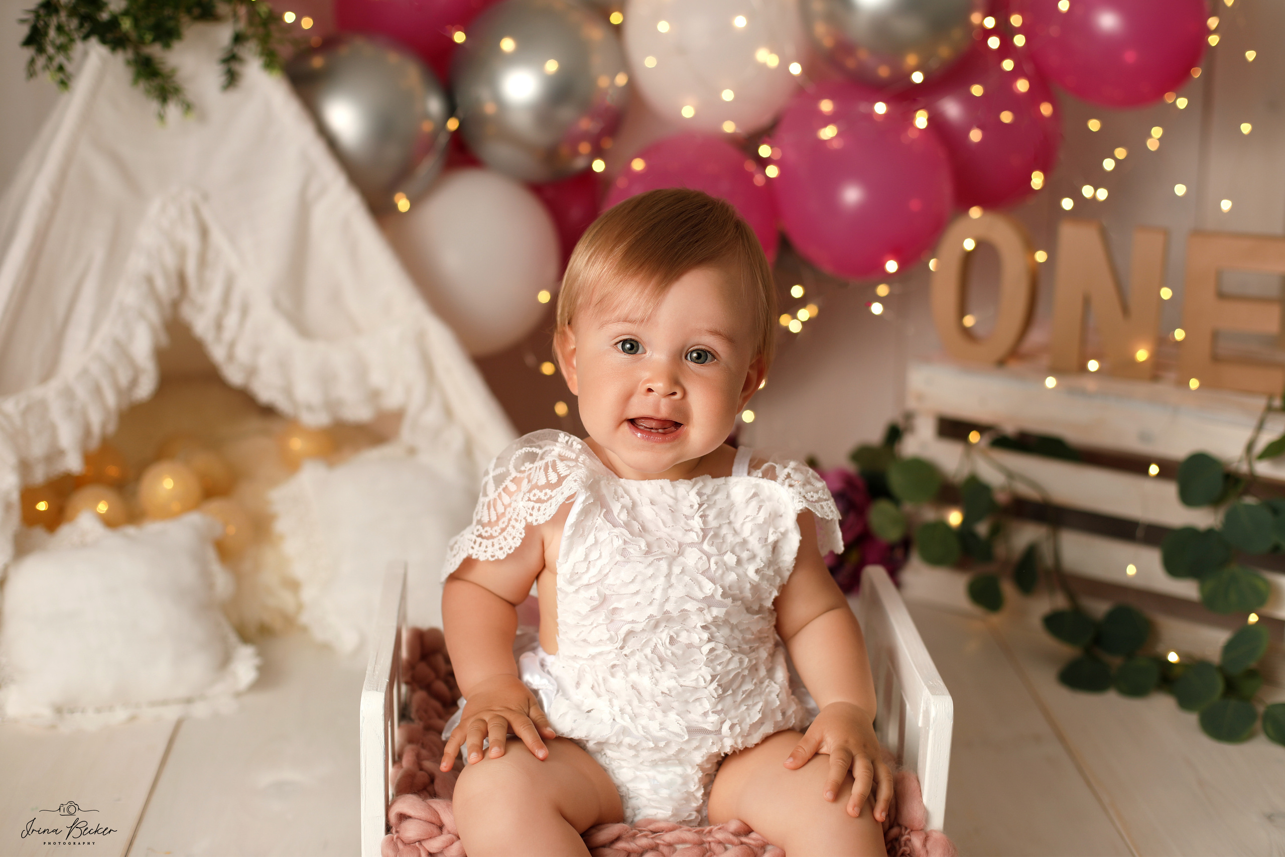 Cake-Smash Ulm, Cake-Smash Stuttgart, Cake-Smash Metzingen, Cake-Smash, Neu-Ulm, Cake-Smash Göppingen, Erste Torte, Erste Geburtstag, Baby Shooting, Babyfotografie Ulm, Geburtstags Torte, 1 jähr shooting, Erste Torte Ulm, Erste Torte Stuttgart, Erste Torte Metzingen, Erste Torte Neu-Ulm, Babyfotografie Neu-Ulm, Babyfotografie Stuttgart, Babyfotografie Reutlingen, Babyfotografie Memmingen, Babyfotografie Günzburg, Babyfotografie Ravensburg, Babyfotografie Bodensee, Babyfotografie Tübingen, Babyfotografie Sigmaringen, Kindergeburstag Ulm, Babyfotograf Ulm, Babyfotograf Ehingen, Babyfotograf Riedlingen, Babyfotograf Laupheim