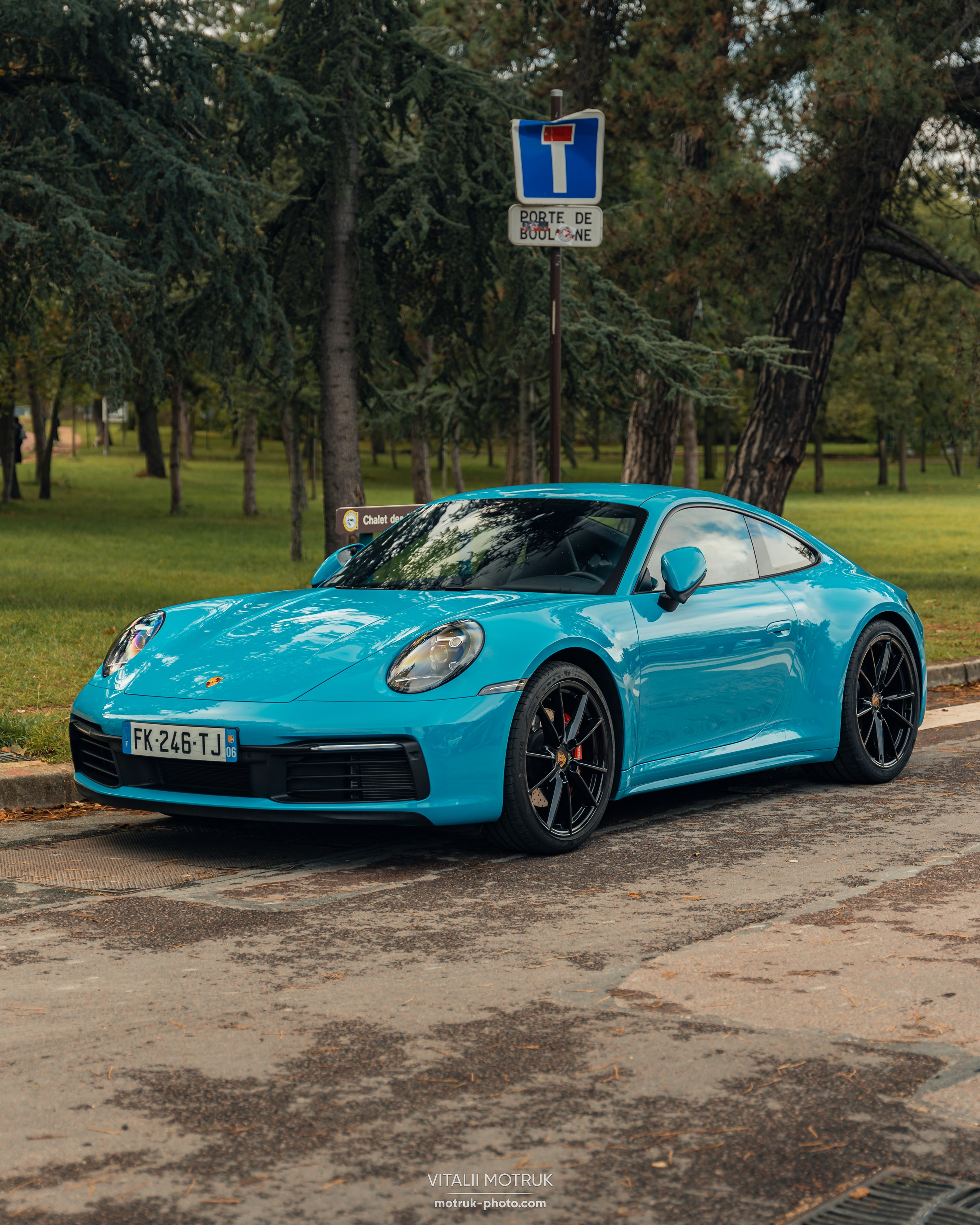 Rassemblement a l’Auteuil 22 octobre. Photographe de voitures à Paris — Vitalii Motruk
