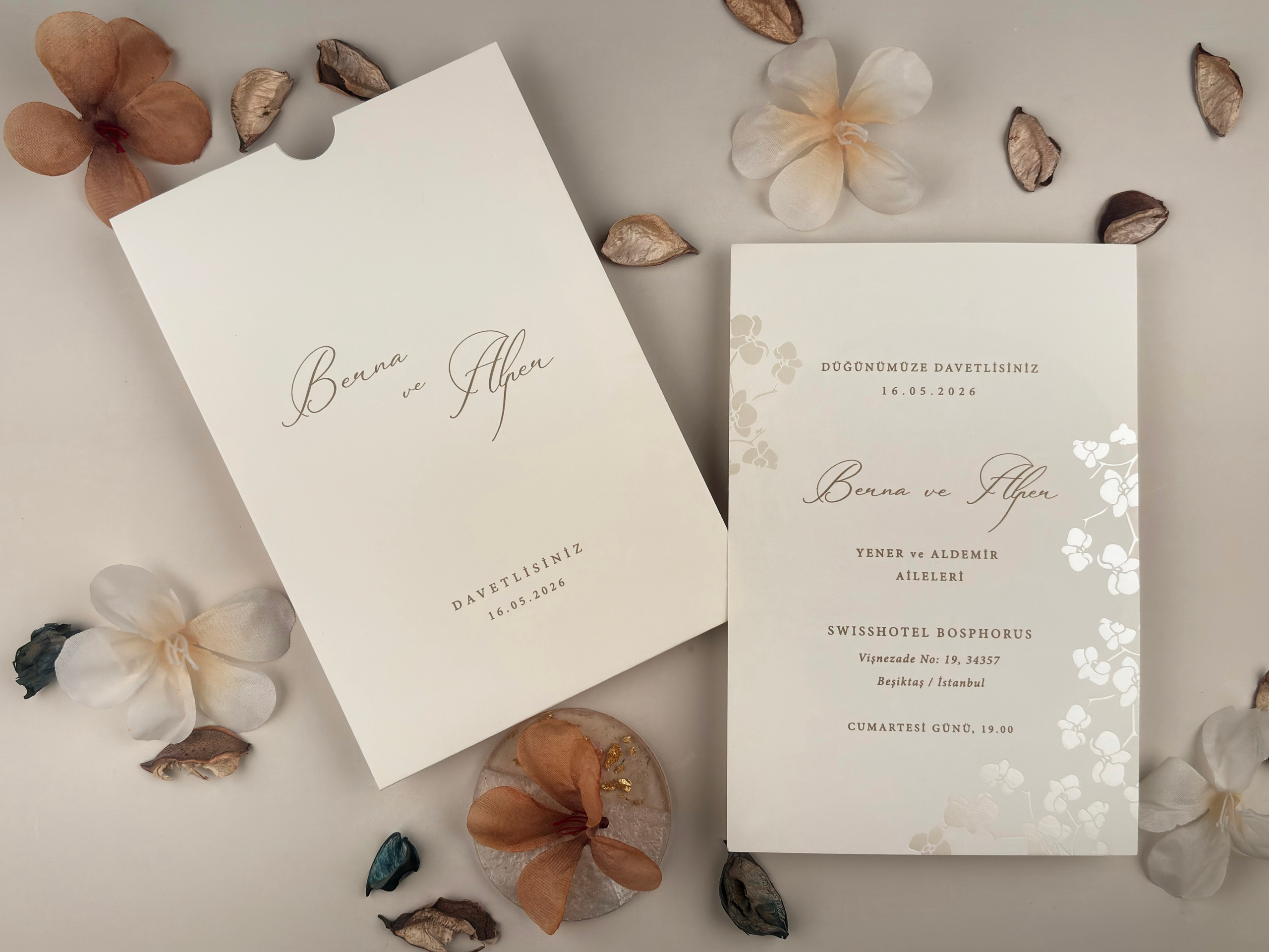 Invitații Elegante și Refined: Catalogul Ellite | Nunta, Petreceri, Evenimente Corporate.- invitații nuntă - modele invitații nuntă - invitații nuntă 2025 - invitații de nuntă elegante - invitații de nuntă personalizate - invitații nuntă online - invitații nuntă handmade - catalog invitații nuntă - invitații originale nuntă - invitații de nuntă moderne - invitații nuntă vintage - invitații nuntă rustice - invitații nuntă clasice - design invitații nuntă - invitații de nuntă cu tematică.- invitații nuntă florale - invitații nuntă boho - invitații nuntă aurii - invitații nuntă minimaliste - invitații nuntă cu sigiliu - invitații nuntă cu acuarelă - invitații nuntă cu fotografie - invitații nuntă cu inițiale - invitații nuntă elegante alb-negru - invitații nuntă cu hârtie texturată - invitații nuntă cu decupaj laser - invitații nuntă cu flori uscate. - print invitații nuntă - invitații nuntă personalizate cu numele mirilor - invitații nuntă cu plic inclus - invitații nuntă cu cartolină dublă - invitații nuntă calitate premium - invitații nuntă ieftine - invitații nuntă rapide.- invitații nuntă România - invitații nuntă București / Botoșani . Iași suceava- invitații nuntă cu livrare în țară - invitații nuntă online România.- „Invitație de nuntă elegantă cu design floral și plic crem” - „Model de invitație de nuntă vintage cu sigiliu de ceară” - „Set complet invitații de nuntă personalizate cu inițialele mirilor” - „Invitație de nuntă modernă cu design minimalist și text negru pe fundal alb” - „Invitație de nuntă rustică pe hârtie kraft cu șnur de iută” - „Invitație de nuntă cu decupaj laser și detalii aurii” - „Invitație de nuntă în stil boho cu imprimeu floral colorat” - „Invitație romantică de nuntă cu flori uscate și panglică din satin” - „Invitație de nuntă clasică cu monogramă și font caligrafic” - „Invitație de nuntă în stil glamour cu folie aurie și text embosat”- „Model de invitație de nuntă 2025 cu design elegant și font modern” - „Cele mai noi invitații de nuntă 2025 – stil floral, sofisticat”