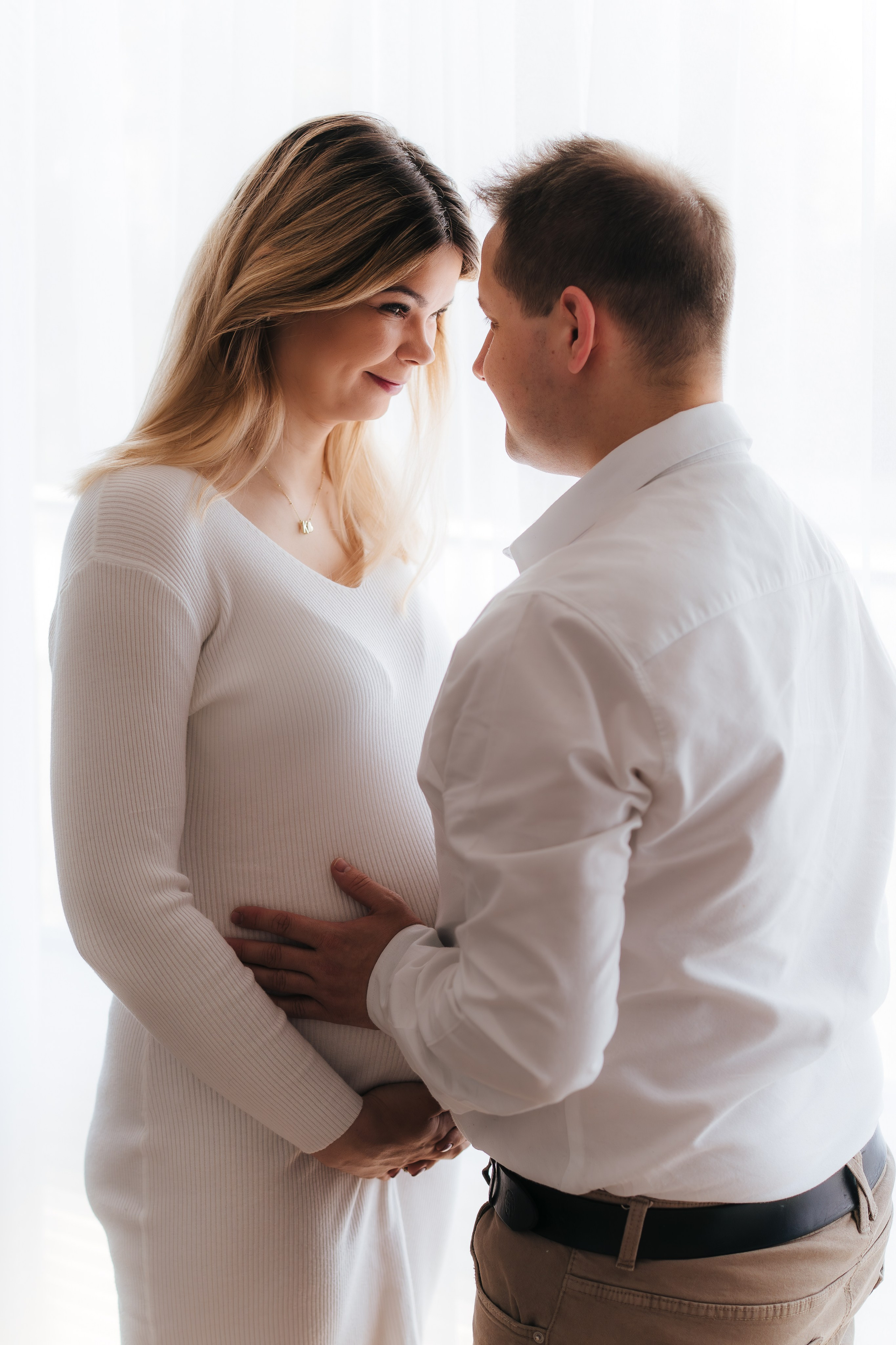 SESJE CIĄŻOWE I NOWORODKOWE. Fotograf ślubny & lifestyle Gdańsk, Karolina Baczewska