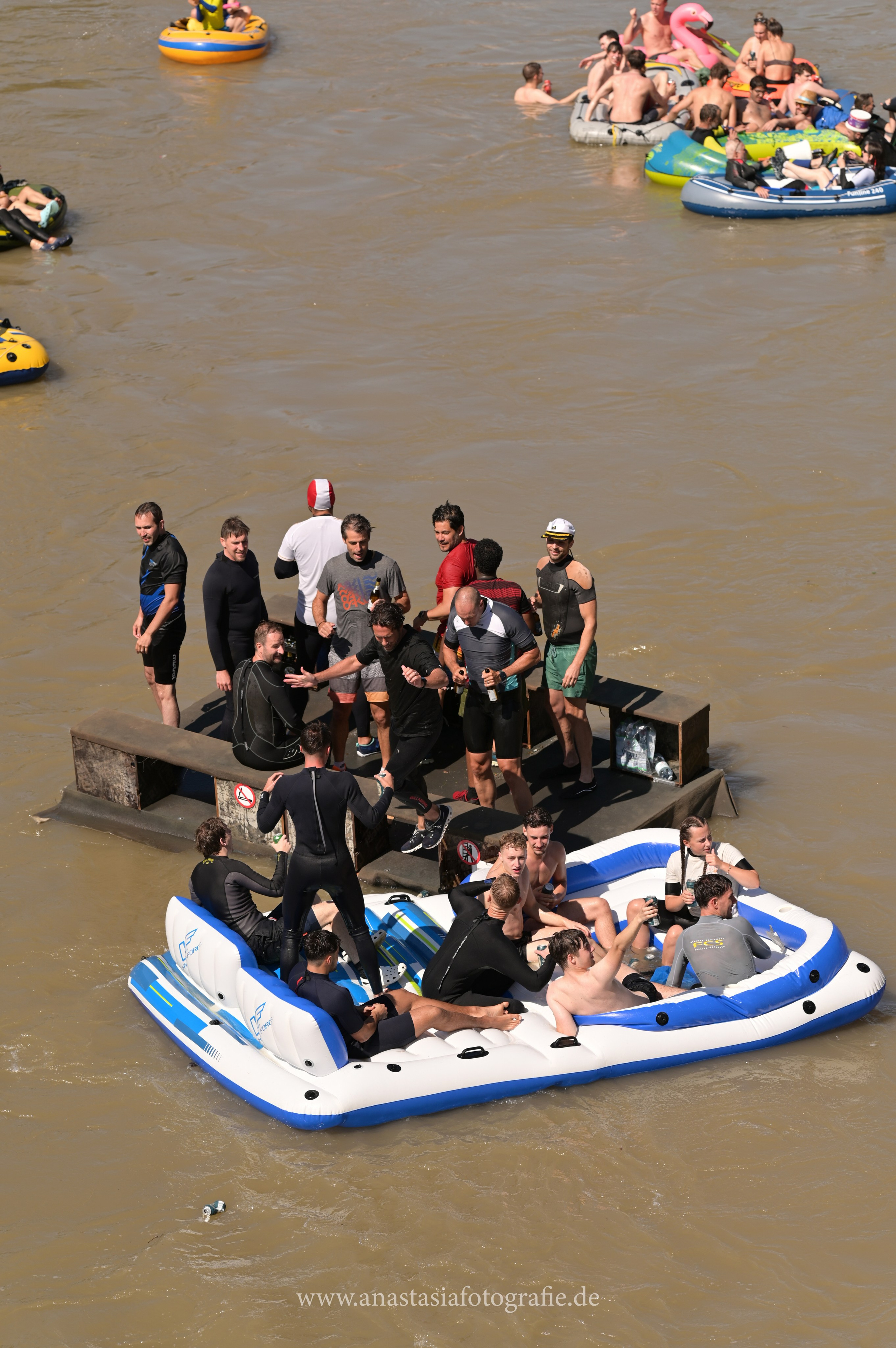 Nabada Ulm 2025. Newbornfotograf Kinderfotograf Ulm Familienfotograf Anastasia Neu-Ulm
