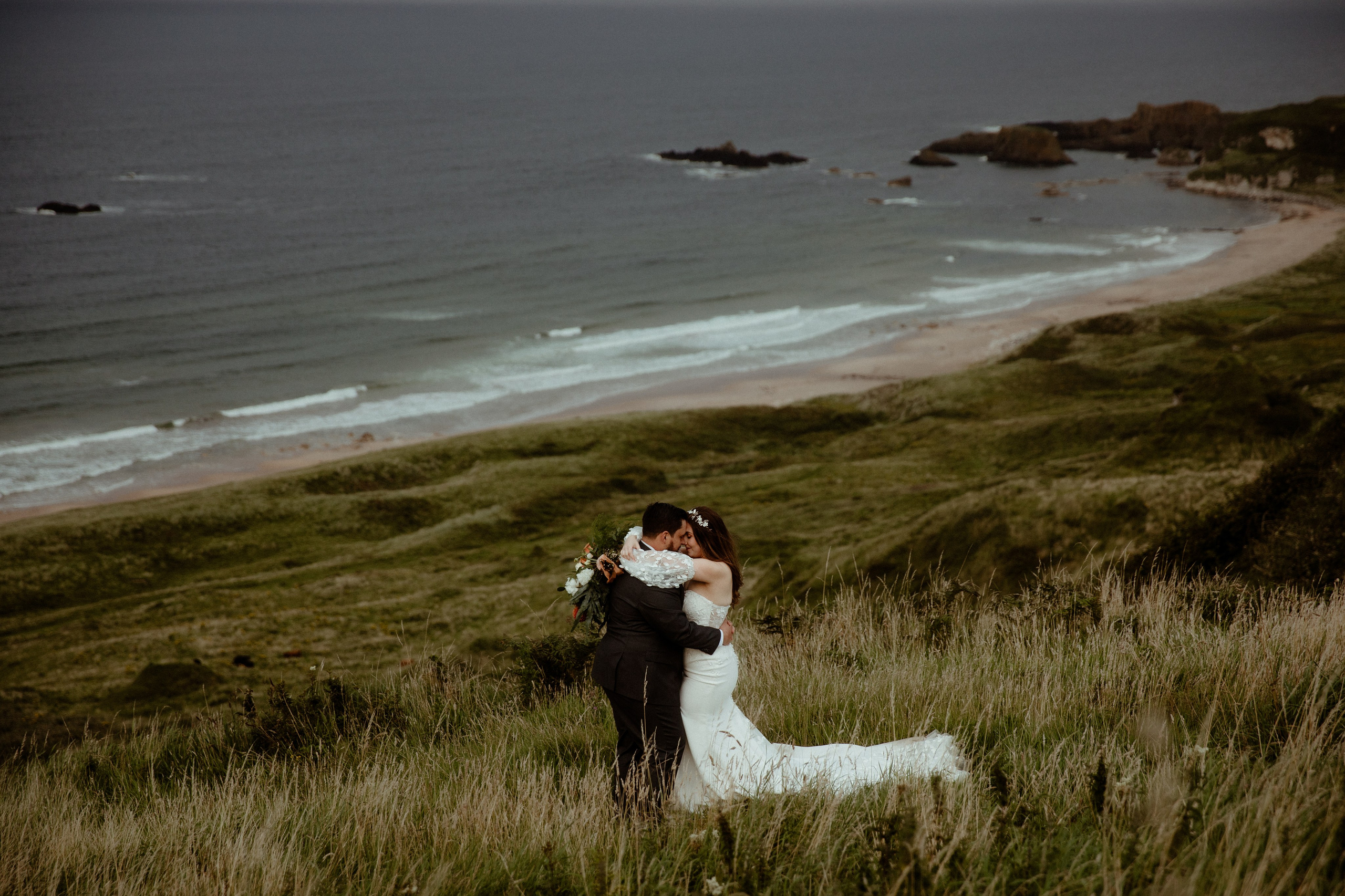 Ireland Elopement Photographer. Iceland elopement photo and video | Nikolaichik Photo
