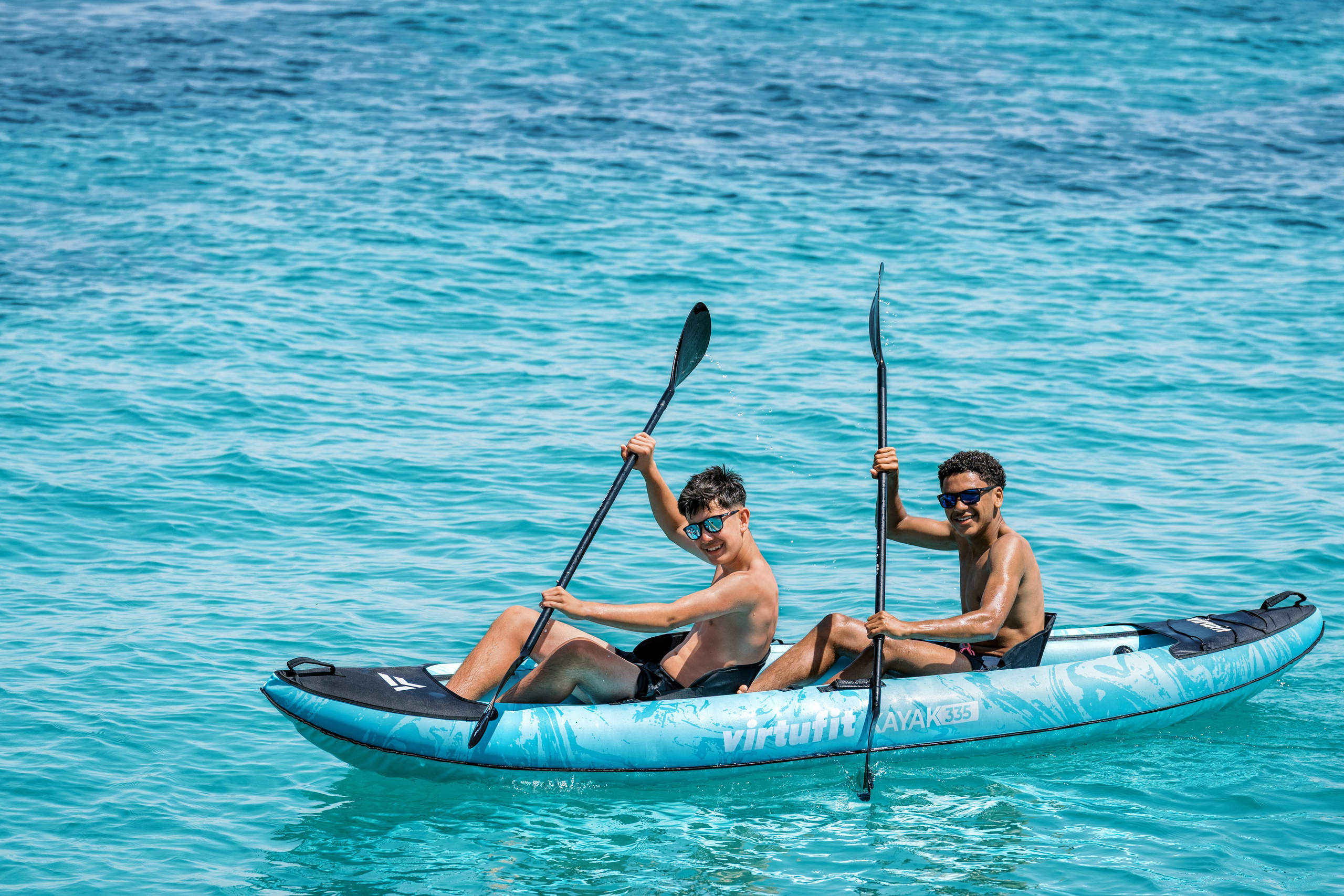 VirtuFit | Produção Comercial de Vídeo e Fotografia de Novos Kayaks em Baleal e Peniche. Produtora de Vídeo e Fotografia Cinematográfica | Beyond Creative 20 Portugal Lisboa