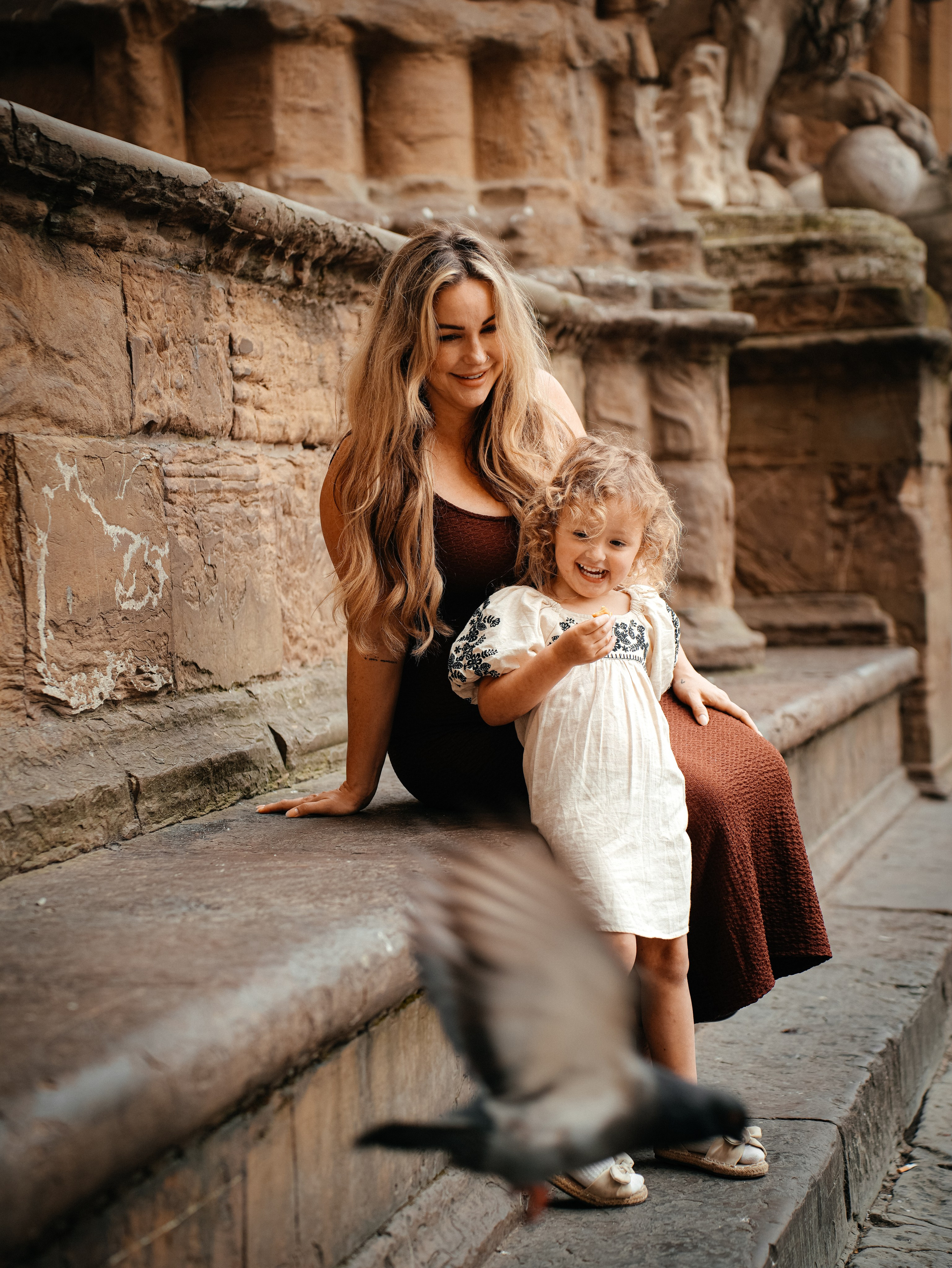 Classic Photoshoot Duomo & pz Michelangelo. Wedding Photographer in Italy