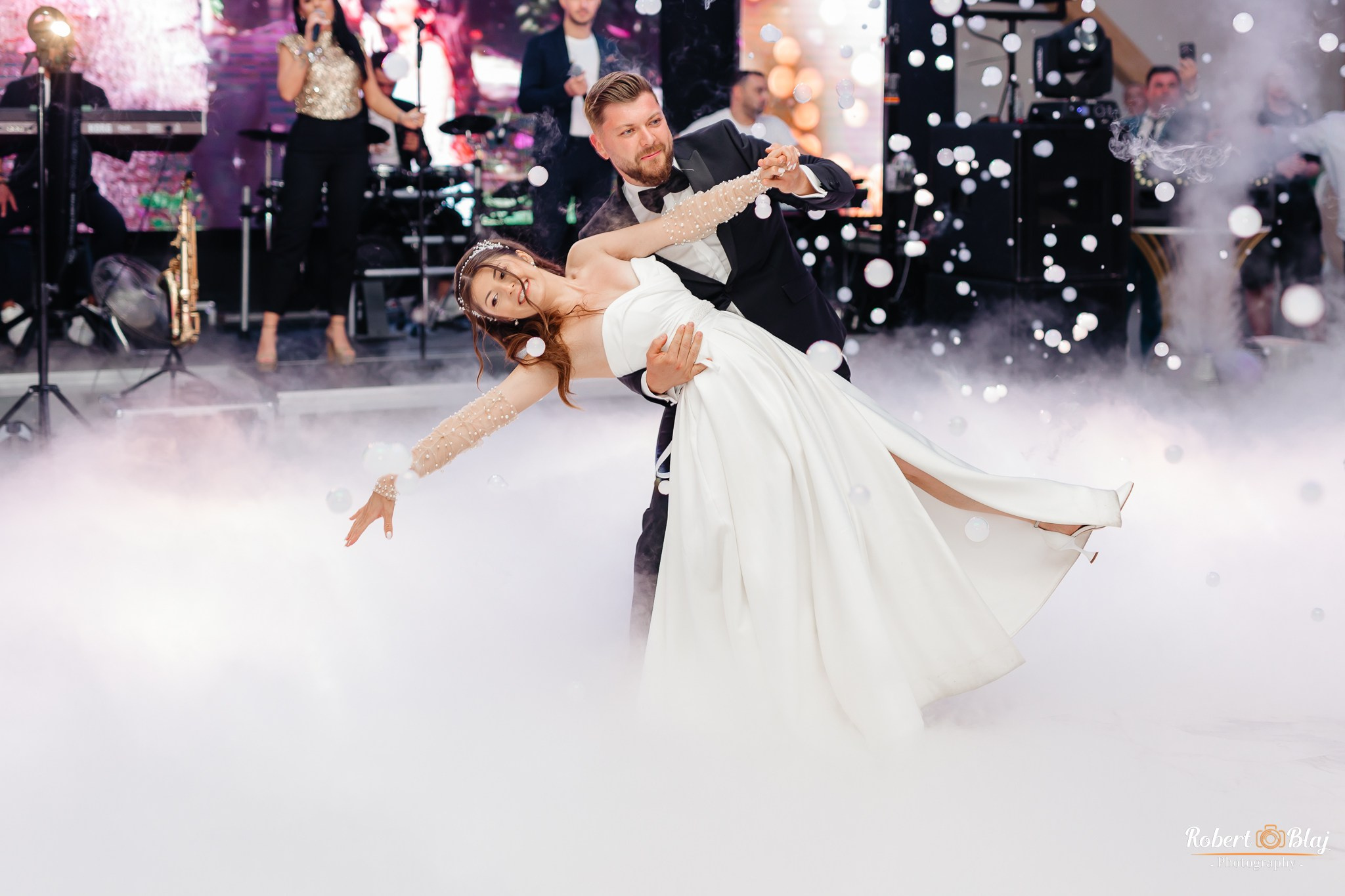 Bella & Tony. Robert Blaj - Fotograf Nuntă Iași