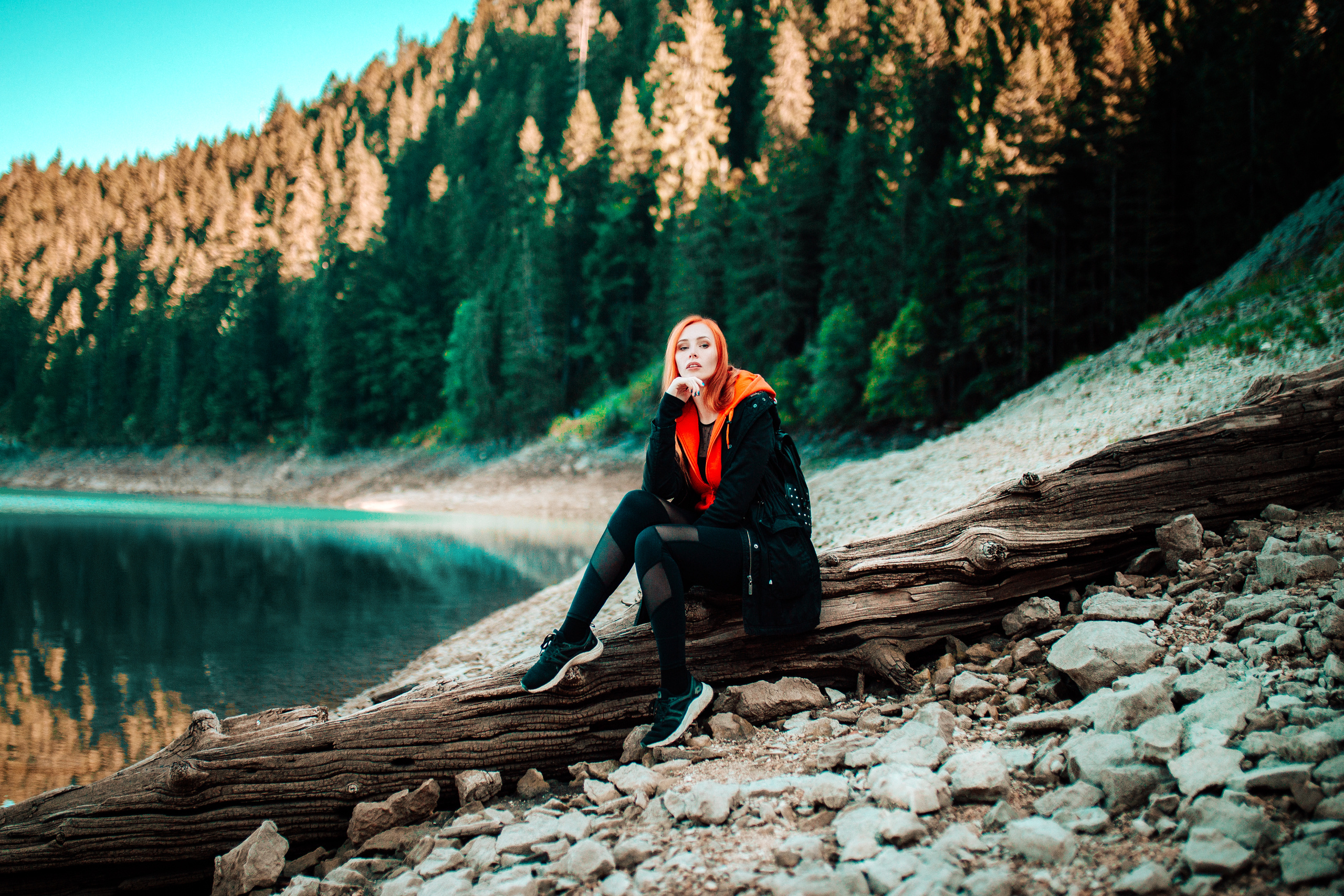 Elena Skullova, photographer and model. Mark Smilyanic | Portrait and Adventure Photographer from Belgrade