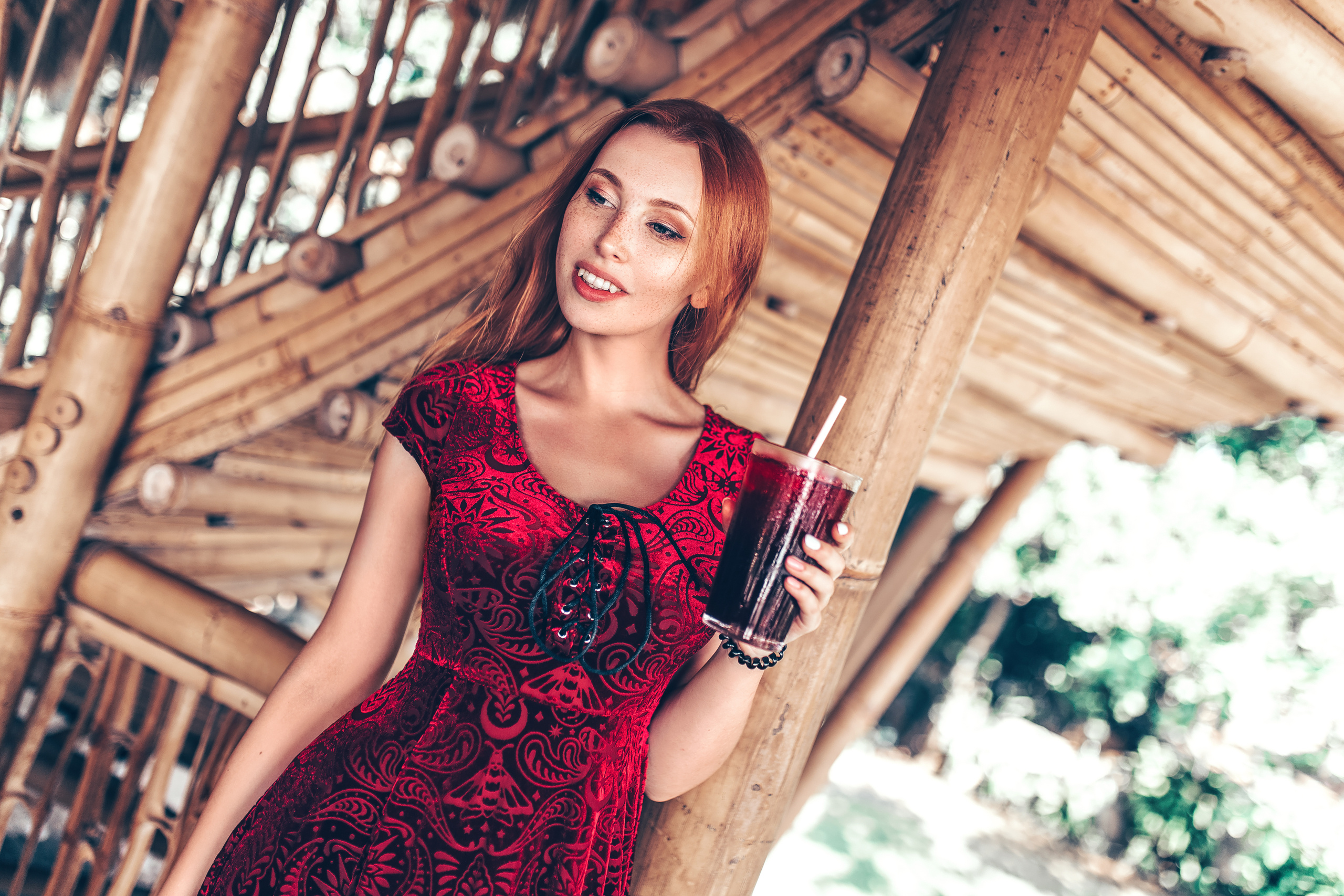 Elena Skullova, photographer and model. Mark Smilyanic | Portrait and Adventure Photographer from Belgrade