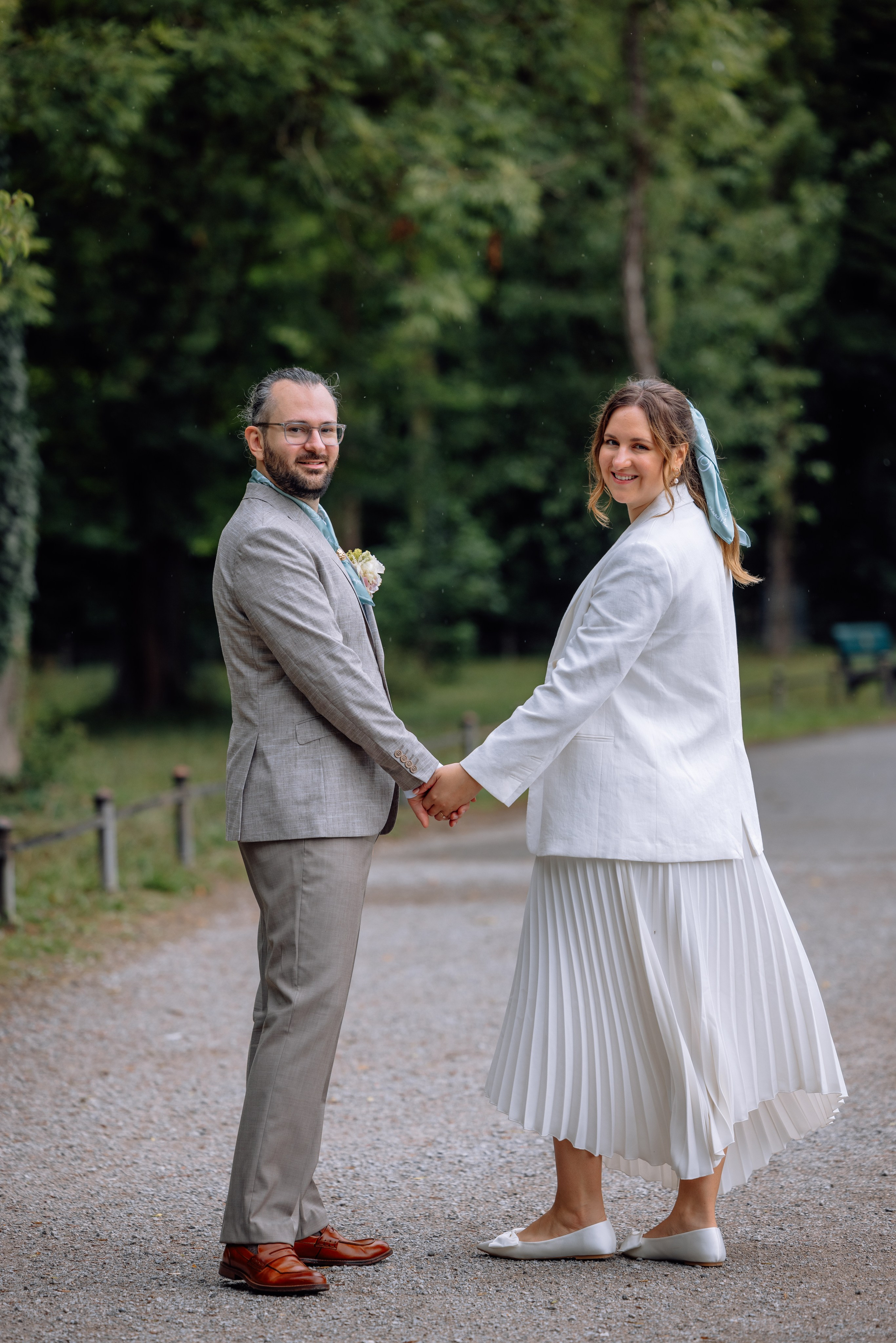 Corinna und Daniel: romantische Hochzeit in der Mandlstrasse/Sommer 2025. Hochzeitsfotograf München Taufe Familienfotograf Tanja Mauke