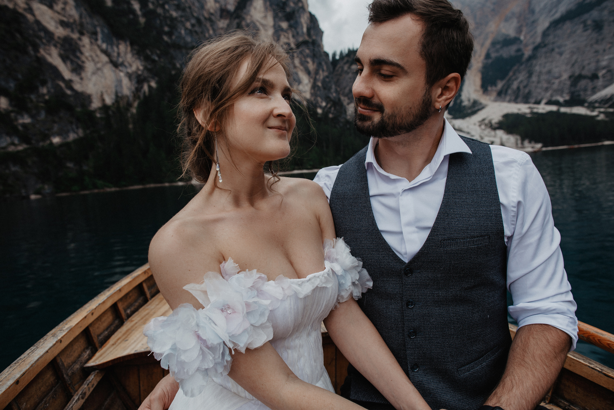 Dolomites elopement