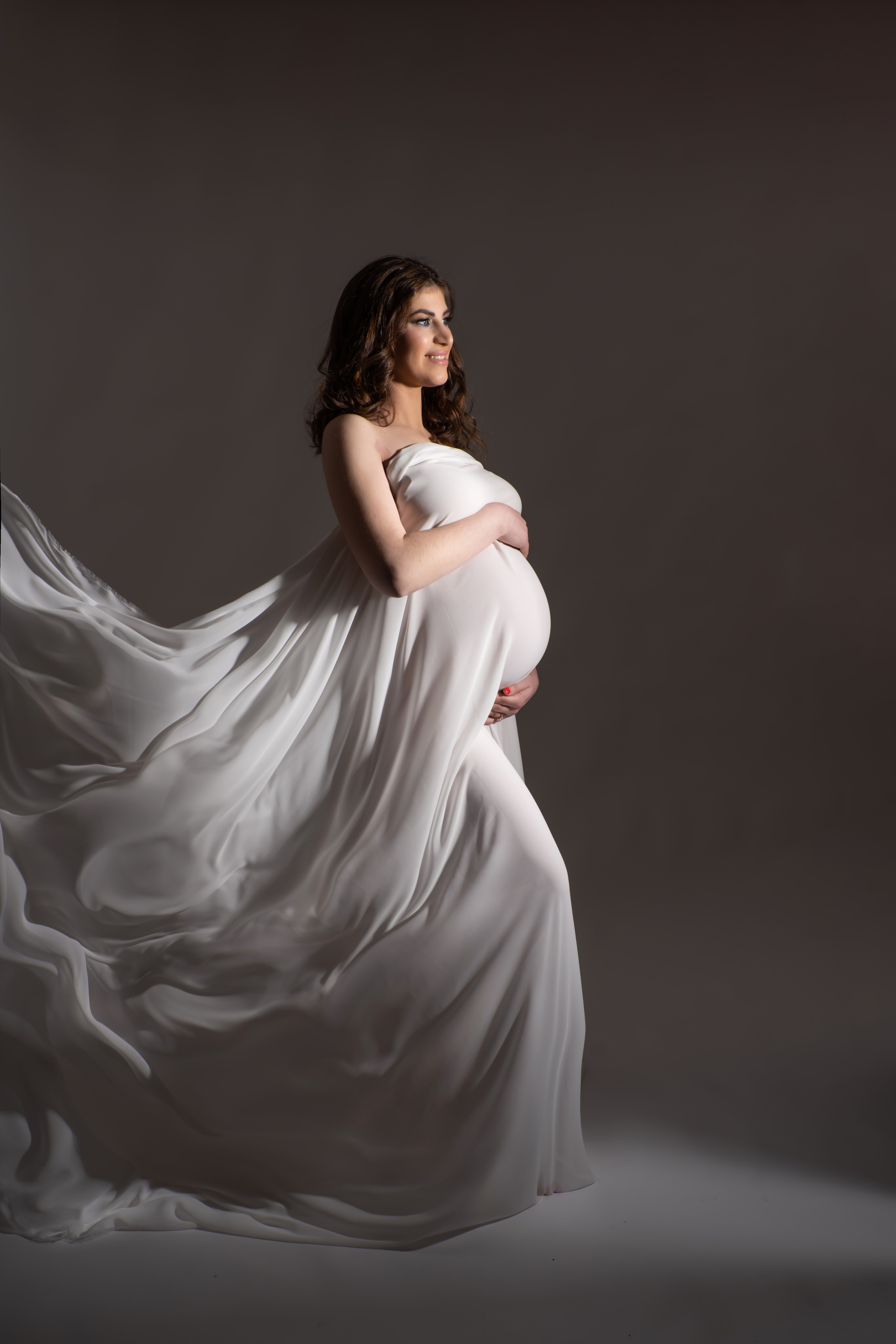 Photographe grossesse Paris, Pregnancy photographer Paris. Photographer in Paris