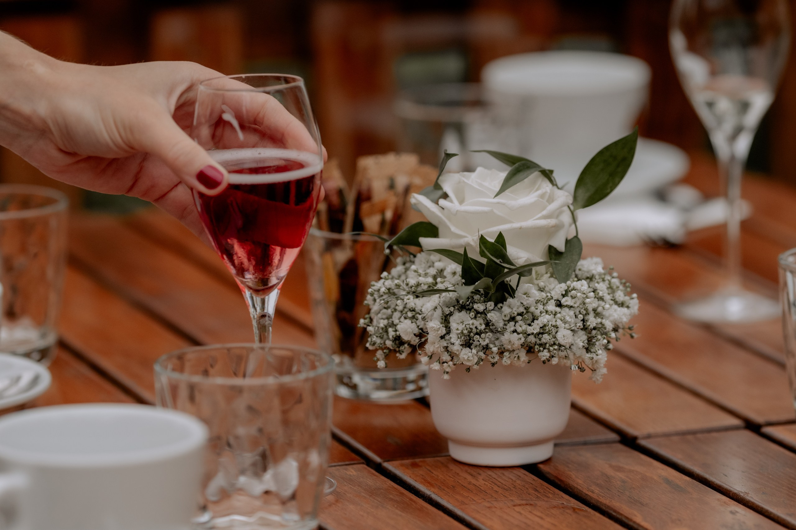 Chom & Kevin | Romantische Hochzeitsbilder in Würzburg – Hochzeitsfotografin Anna Saribekyan. Anna Saribekyan – Beste Hochzeitsfotografin in Würzburg, Top 10 in Deutschland