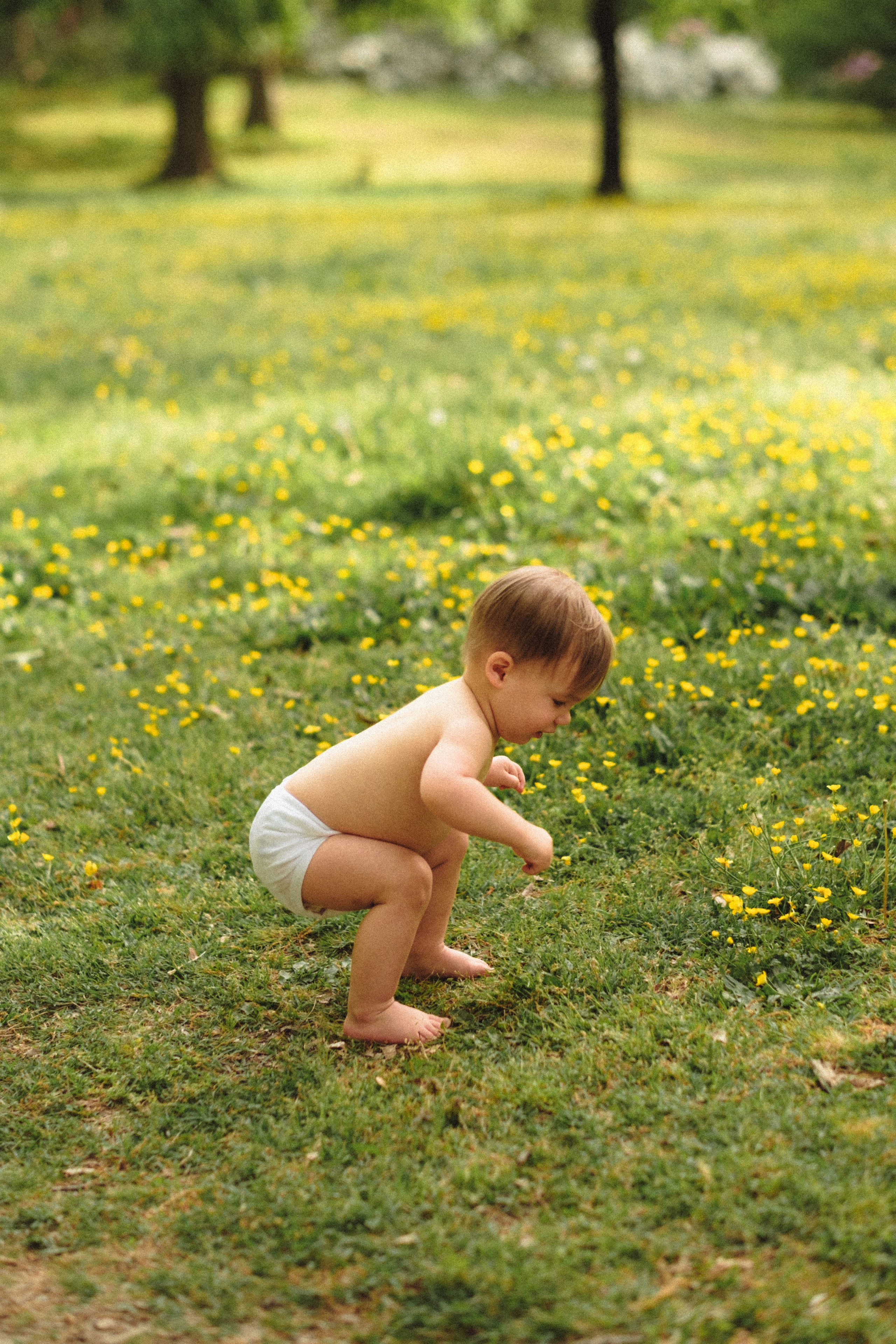 Spring Maternity Session at Bryan Park in Richmond, VA. Family Photographer Anna Dobrovolskaia | Richmond, VA