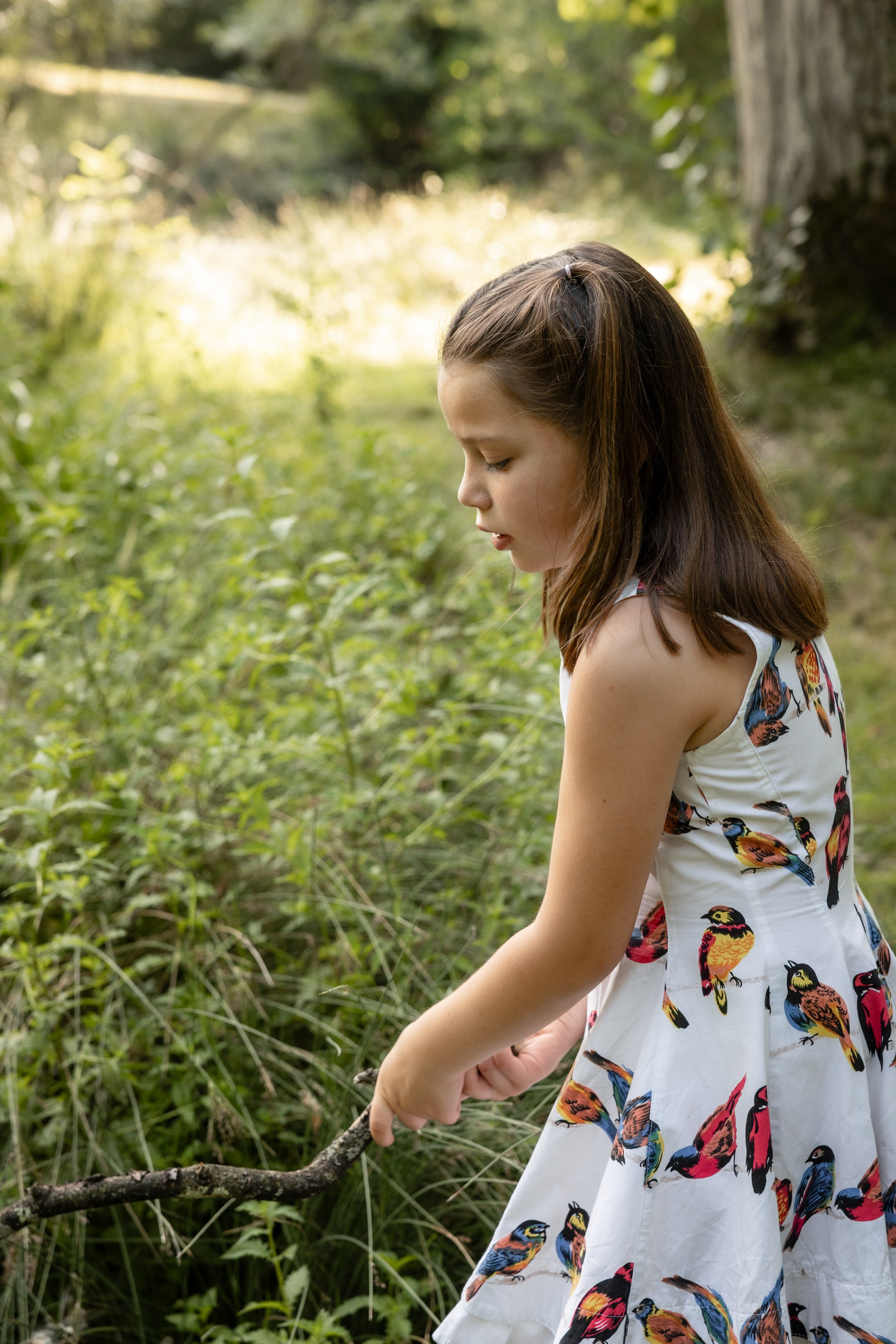 Family photoshoot in Parc du Cabirol, Colomiers. Eugenie Smirnova — wedding, corporate and lifestyle photographer in Toulouse and Southwest France