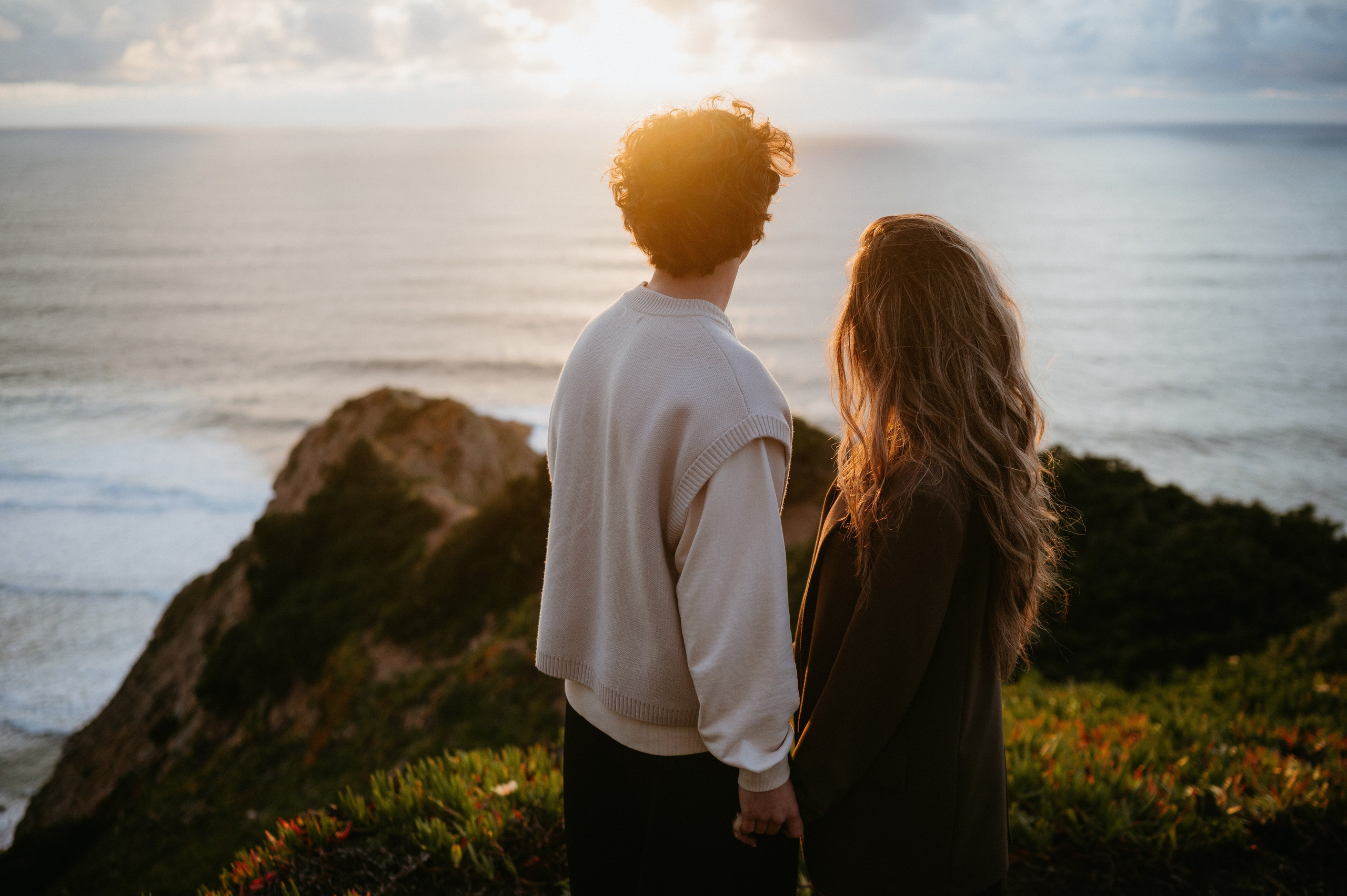 Praia da Ursa – ședință foto de cuplu într-un loc magic din Portugalia. Valentin Melen - fotograf de nunta 🤍