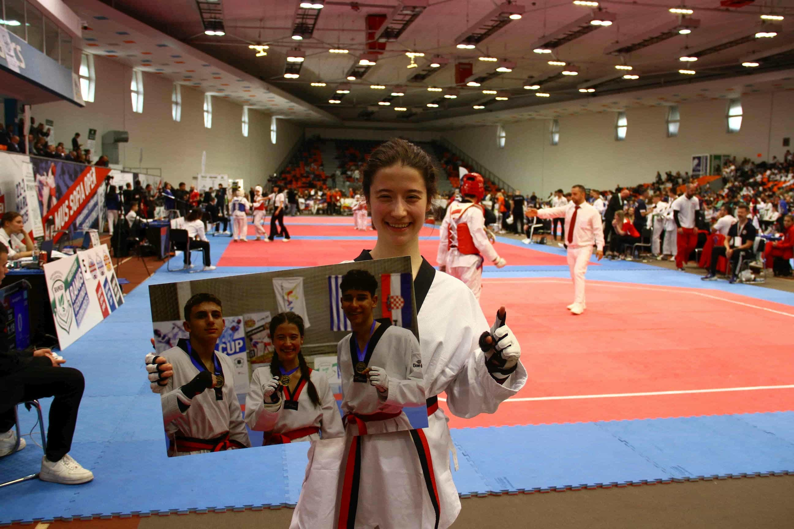 PhotoAdrenaline.com — СПОРТНА, РЕПОРТАЖНА и ПОРТРЕТНА Фотография