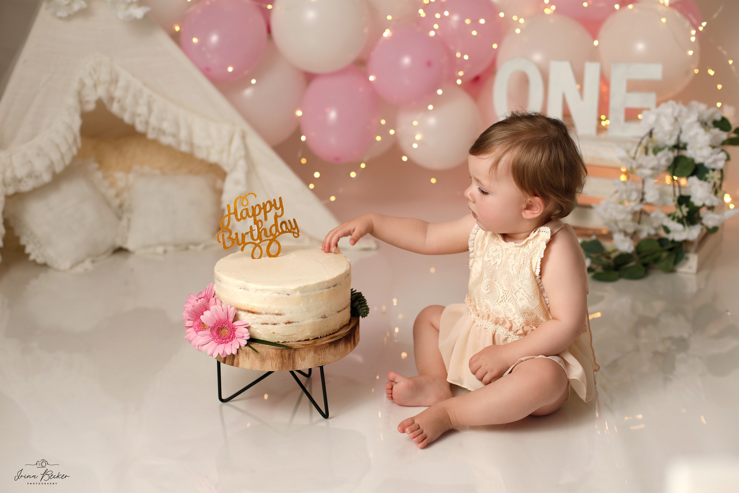 cake-smash ulm, cake-smash stuttgart, cake-smash metzingen, cake-smash, neu-ulm, cake-smash göppingen, erste torte, erste geburtstag, baby shooting, babyfotografie ulm, geburtstags torte, 1 jähr shooting, erste torte ulm, erste torte stuttgart, erste torte metzingen, erste torte neu-ulm, babyfotografie neu-ulm, babyfotografie stuttgart, babyfotografie reutlingen, babyfotografie memmingen, babyfotografie günzburg, babyfotografie ravensburg, babyfotografie bodensee, babyfotografie tübingen, babyfotografie sigmaringen, Kindergeburstag ulm, Babyfotograf Ulm, Babyfotograf Ehingen, Babyfotograf Riedlingen, Babyfotograf Laupheim,Erste Geburtstag, Geburtstagskind