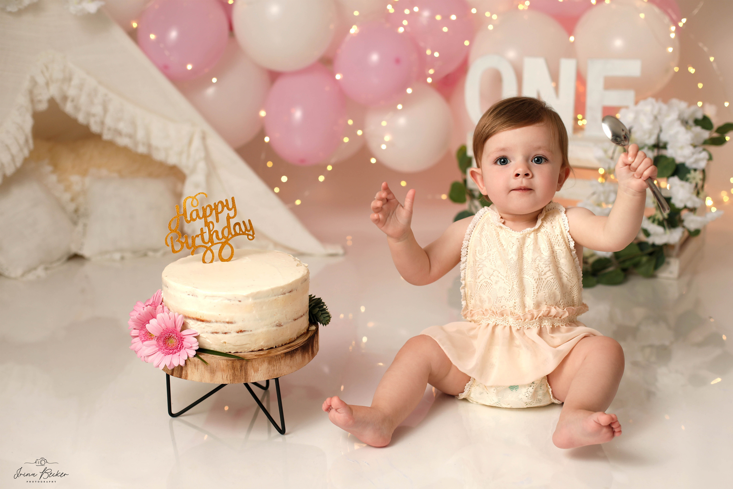 cake-smash ulm, cake-smash stuttgart, cake-smash metzingen, cake-smash, neu-ulm, cake-smash göppingen, erste torte, erste geburtstag, baby shooting, babyfotografie ulm, geburtstags torte, 1 jähr shooting, erste torte ulm, erste torte stuttgart, erste torte metzingen, erste torte neu-ulm, babyfotografie neu-ulm, babyfotografie stuttgart, babyfotografie reutlingen, babyfotografie memmingen, babyfotografie günzburg, babyfotografie ravensburg, babyfotografie bodensee, babyfotografie tübingen, babyfotografie sigmaringen, Kindergeburstag ulm, Babyfotograf Ulm, Babyfotograf Ehingen, Babyfotograf Riedlingen, Babyfotograf Laupheim,Erste Geburtstag, Geburtstagskind