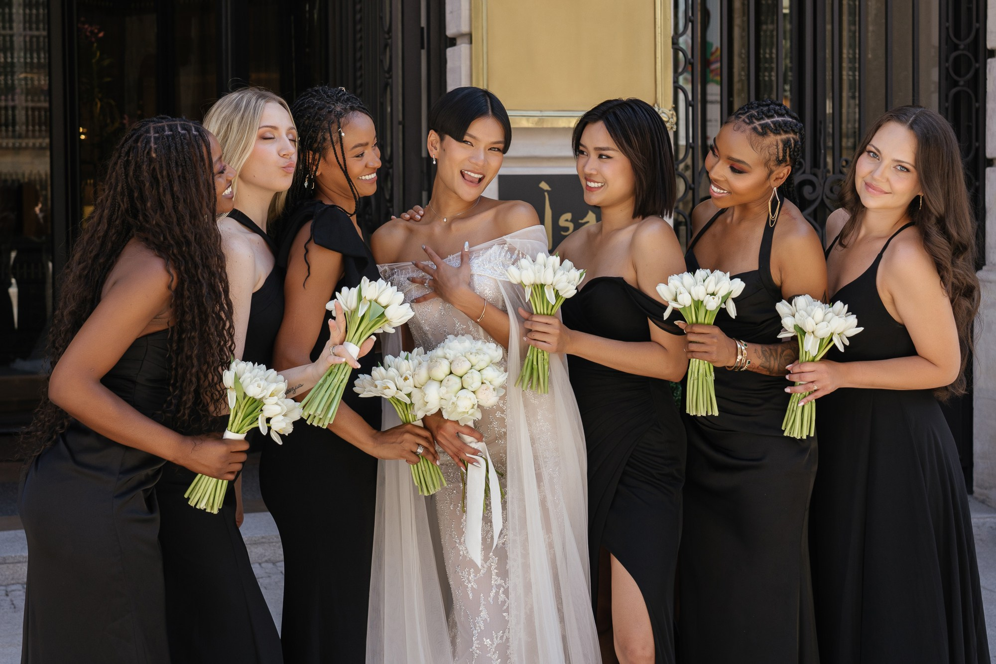 Wedding in famous Four Seasons Hotel, Madrid. Wedding photographer videographer Spain