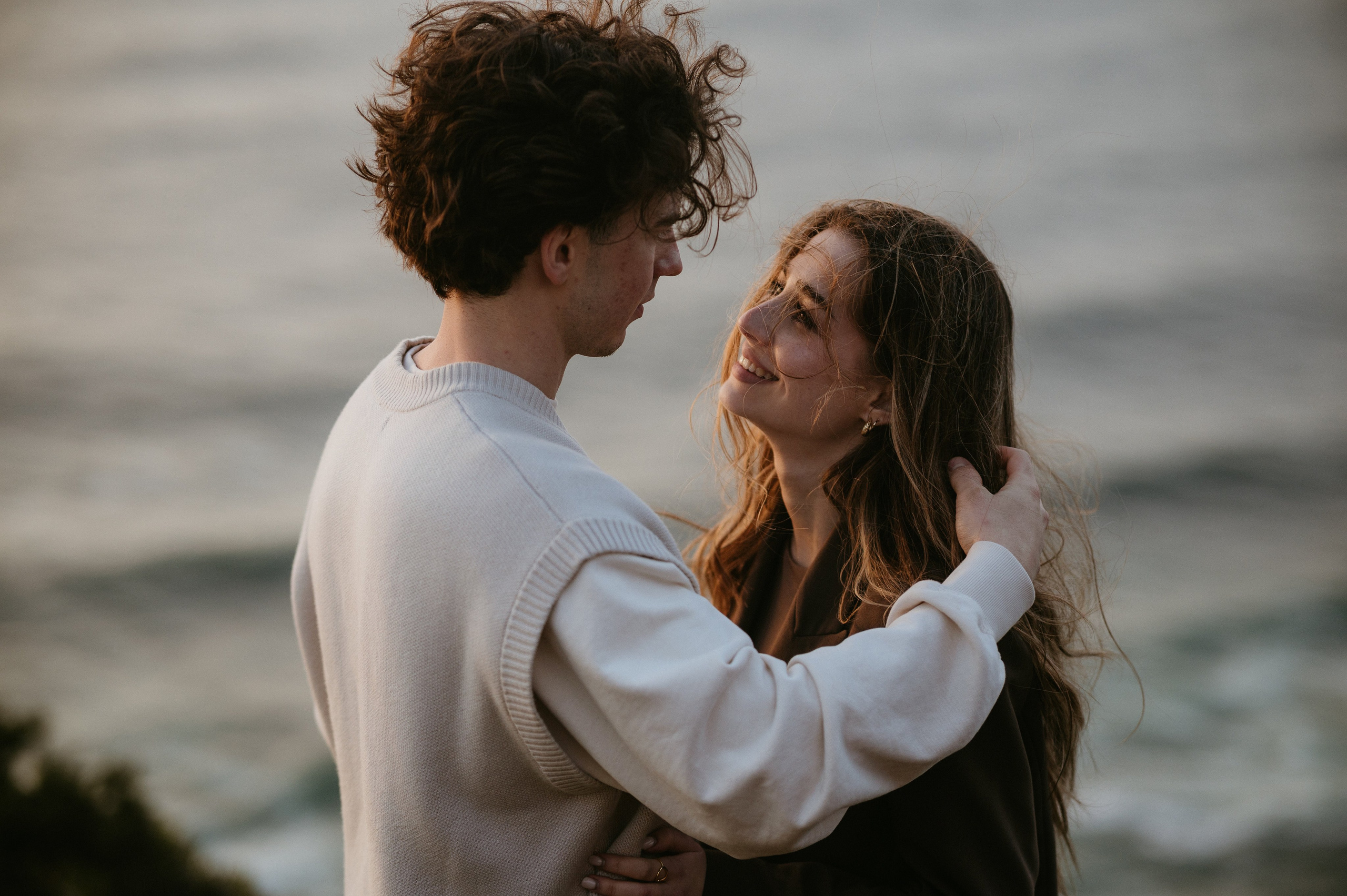 Praia da Ursa – ședință foto de cuplu într-un loc magic din Portugalia. Valentin Melen - fotograf de nunta 🤍