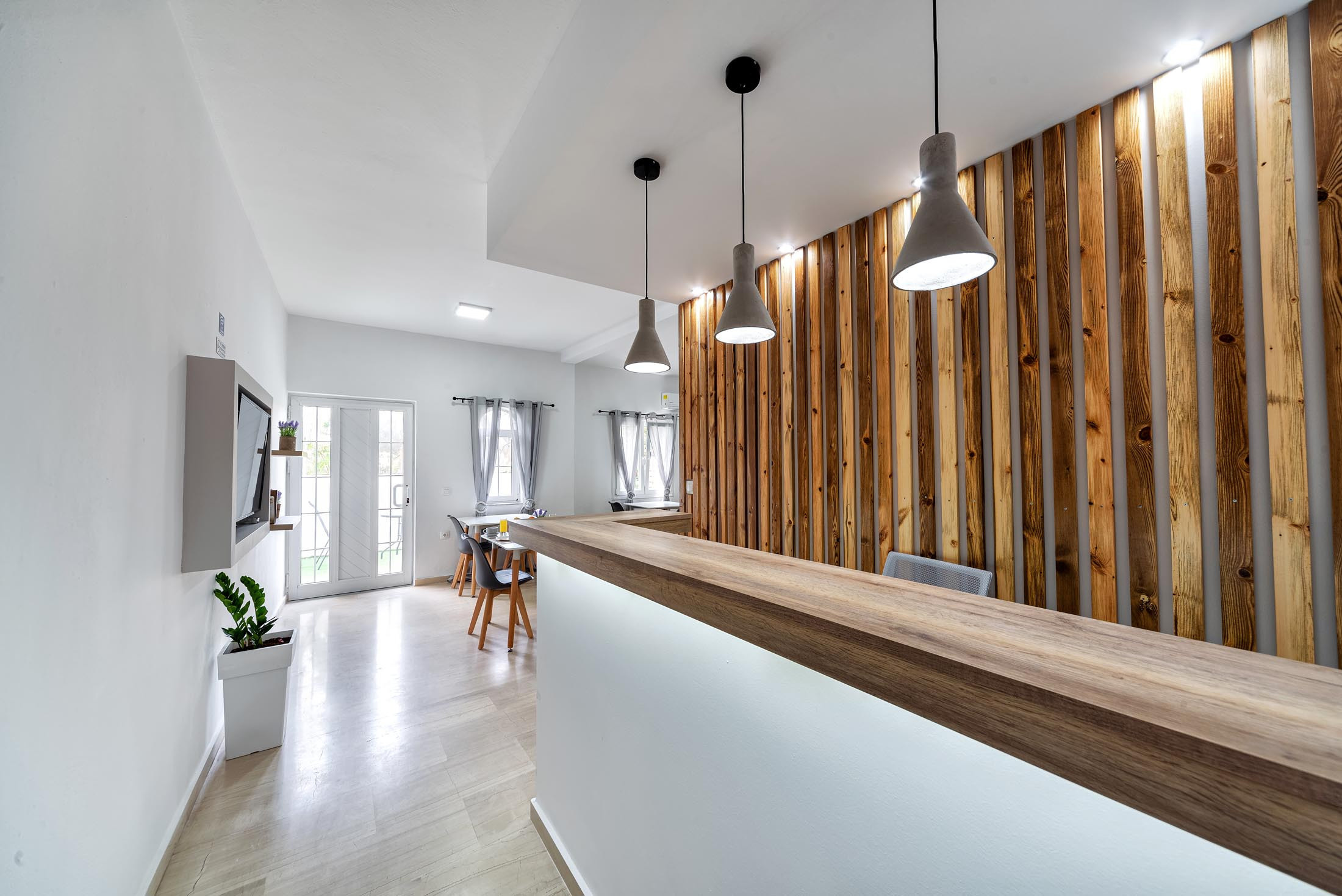 Ermis APT. Studio Photomax — Максим Приходнюк контентный, семейный, свадебный и р