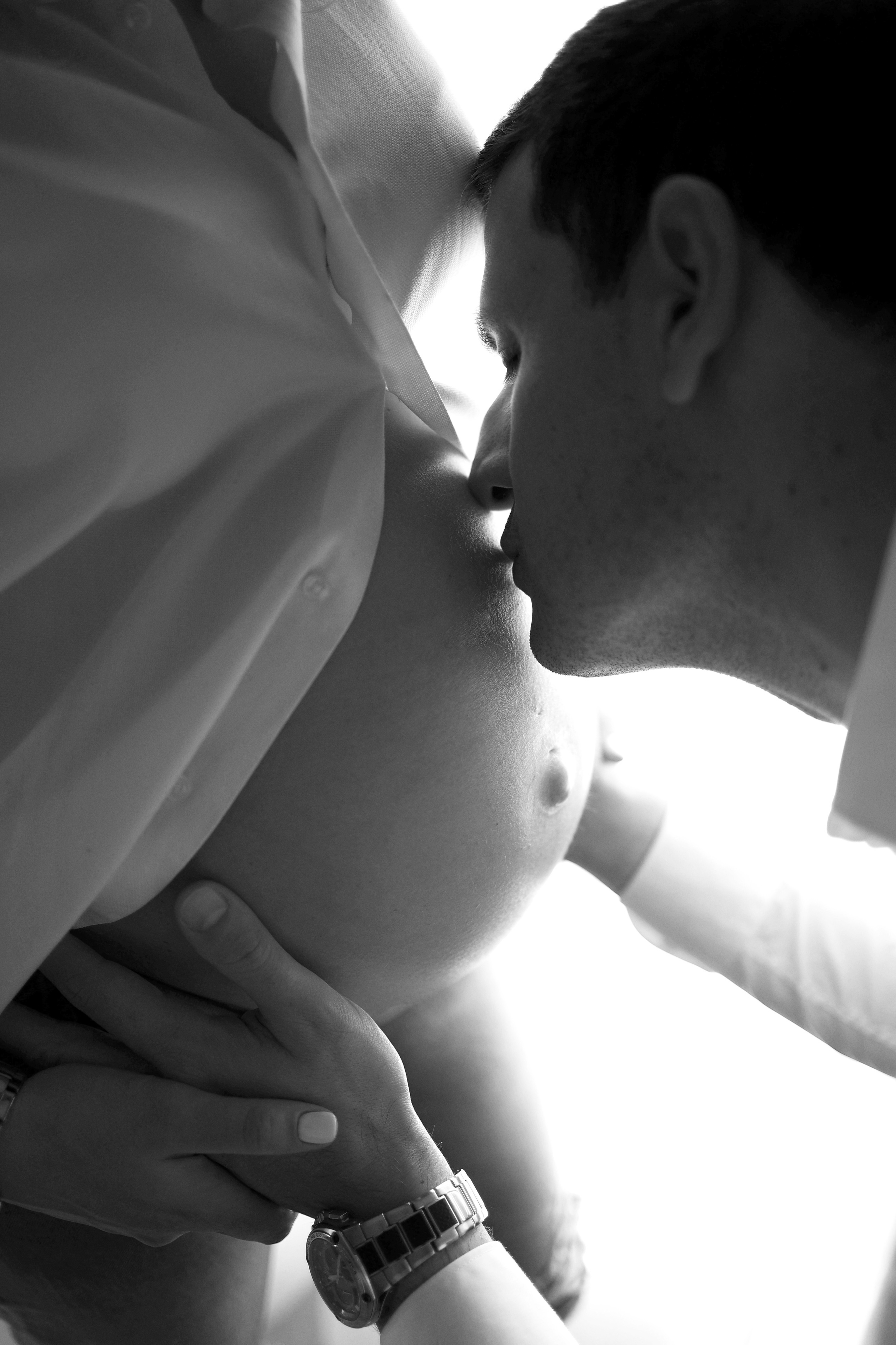 Pregnancy photoshoot preview. Photographer in Venice, Viktoria Antonova